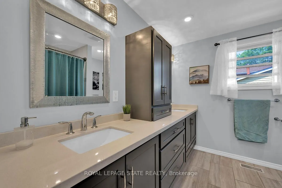 4 Bing Crescent