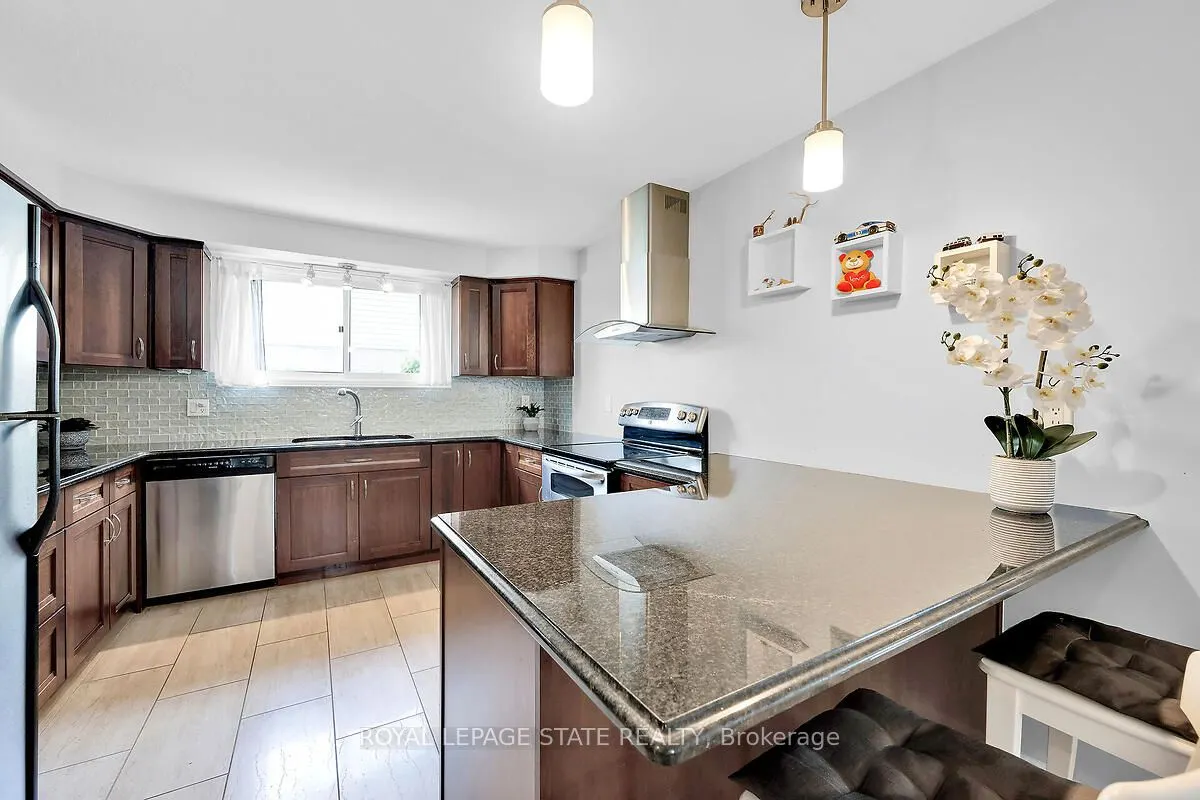 4 Bing Crescent