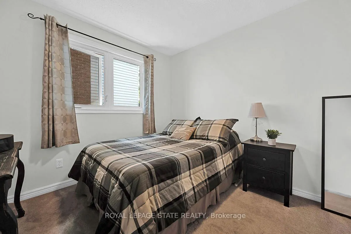 4 Bing Crescent