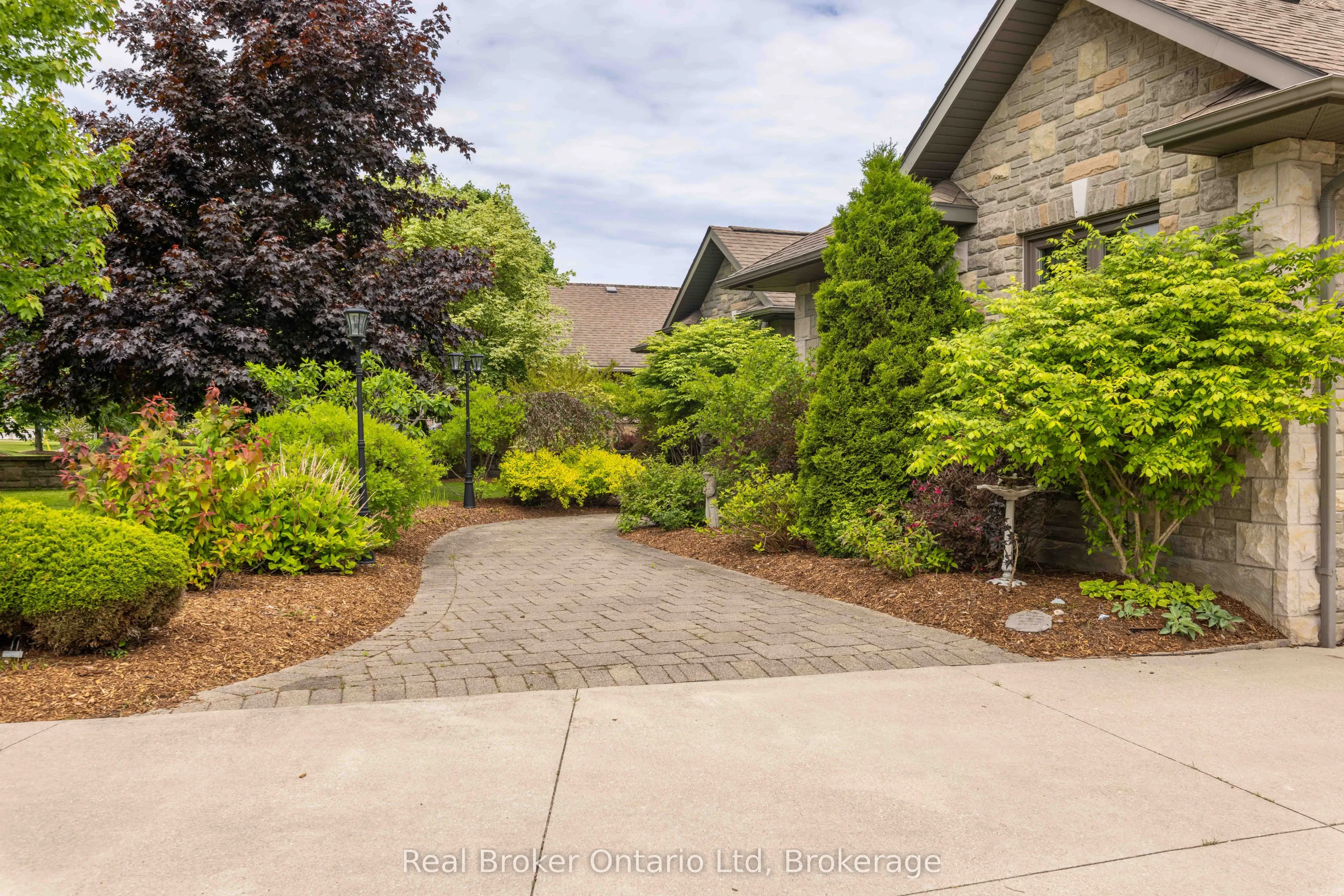 361 Balmy Beach Road