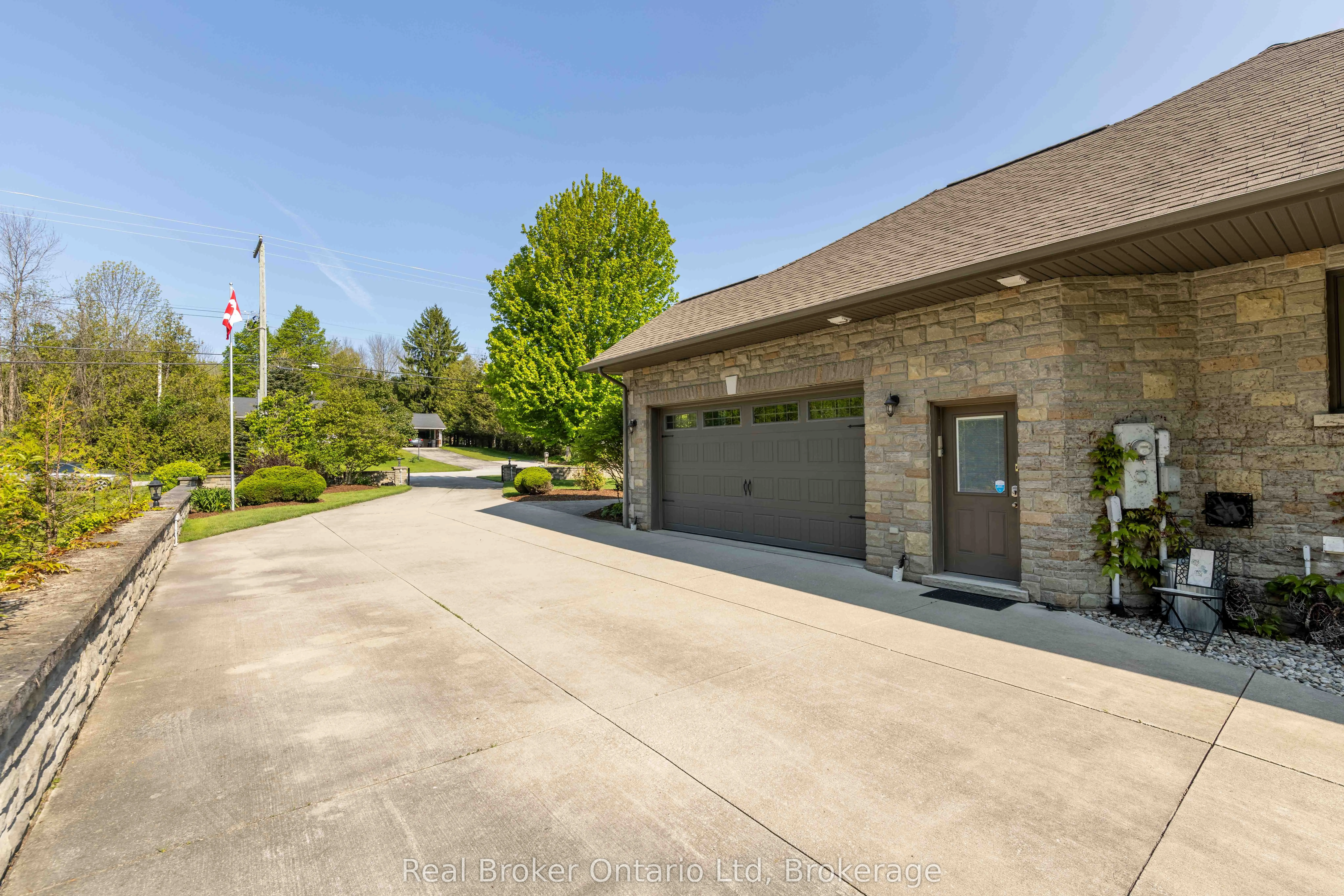 361 Balmy Beach Road