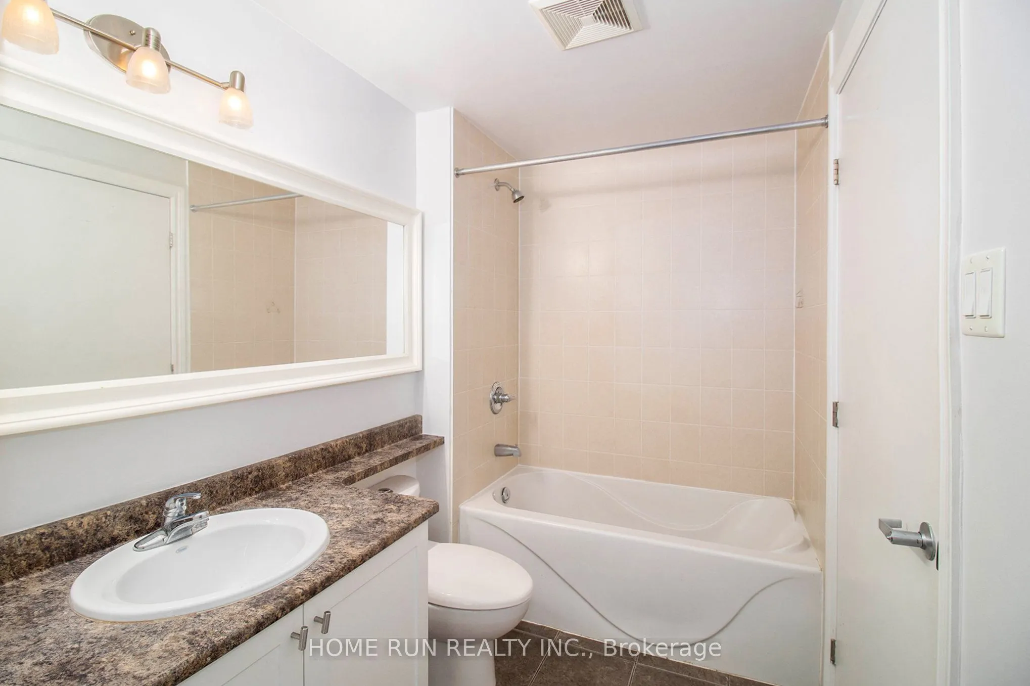 234 RIDEAU Street, #1211