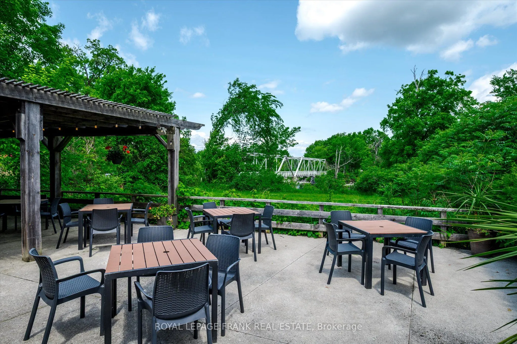 2057 Old Highway 28