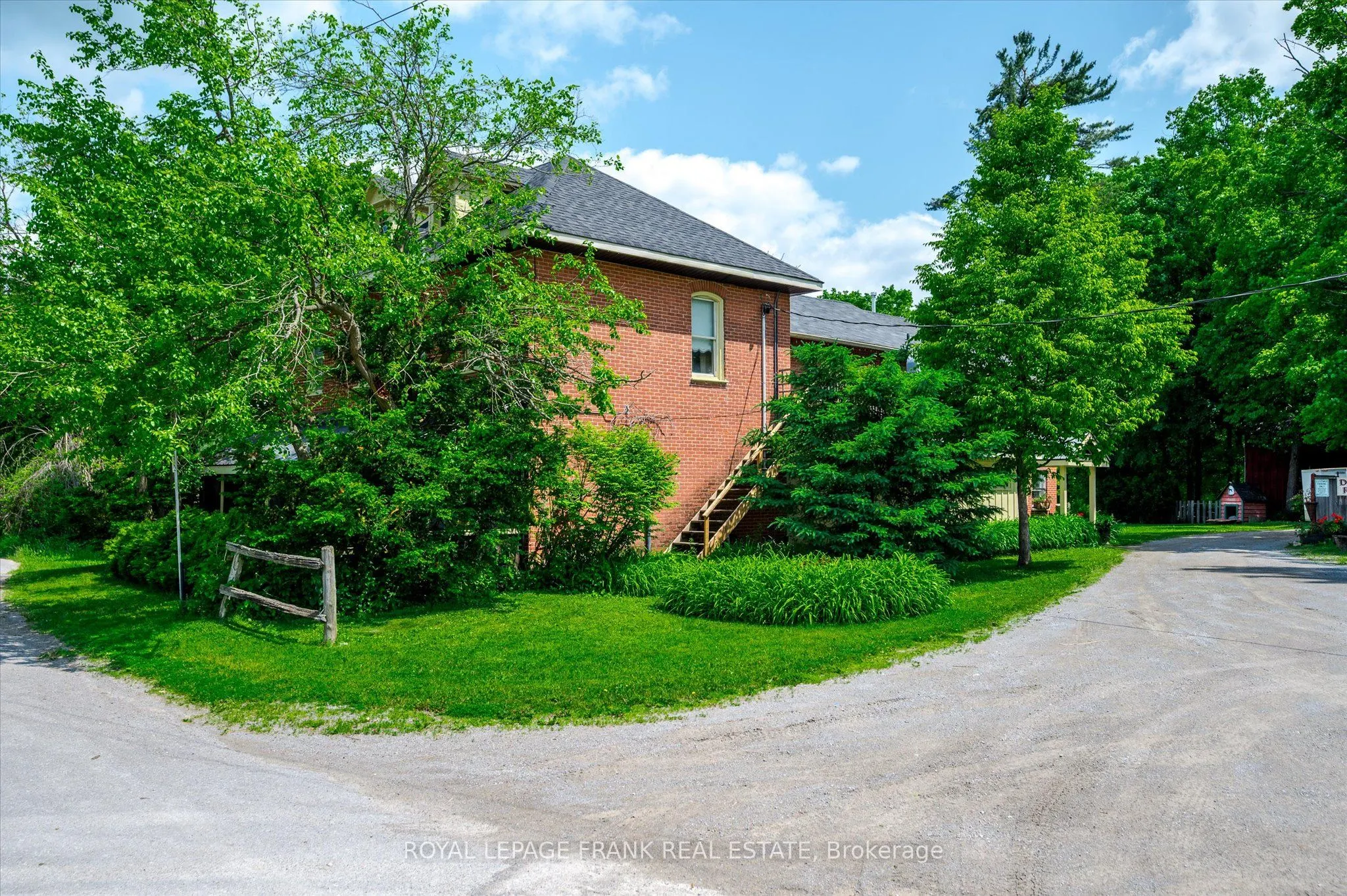2057 Old Highway 28