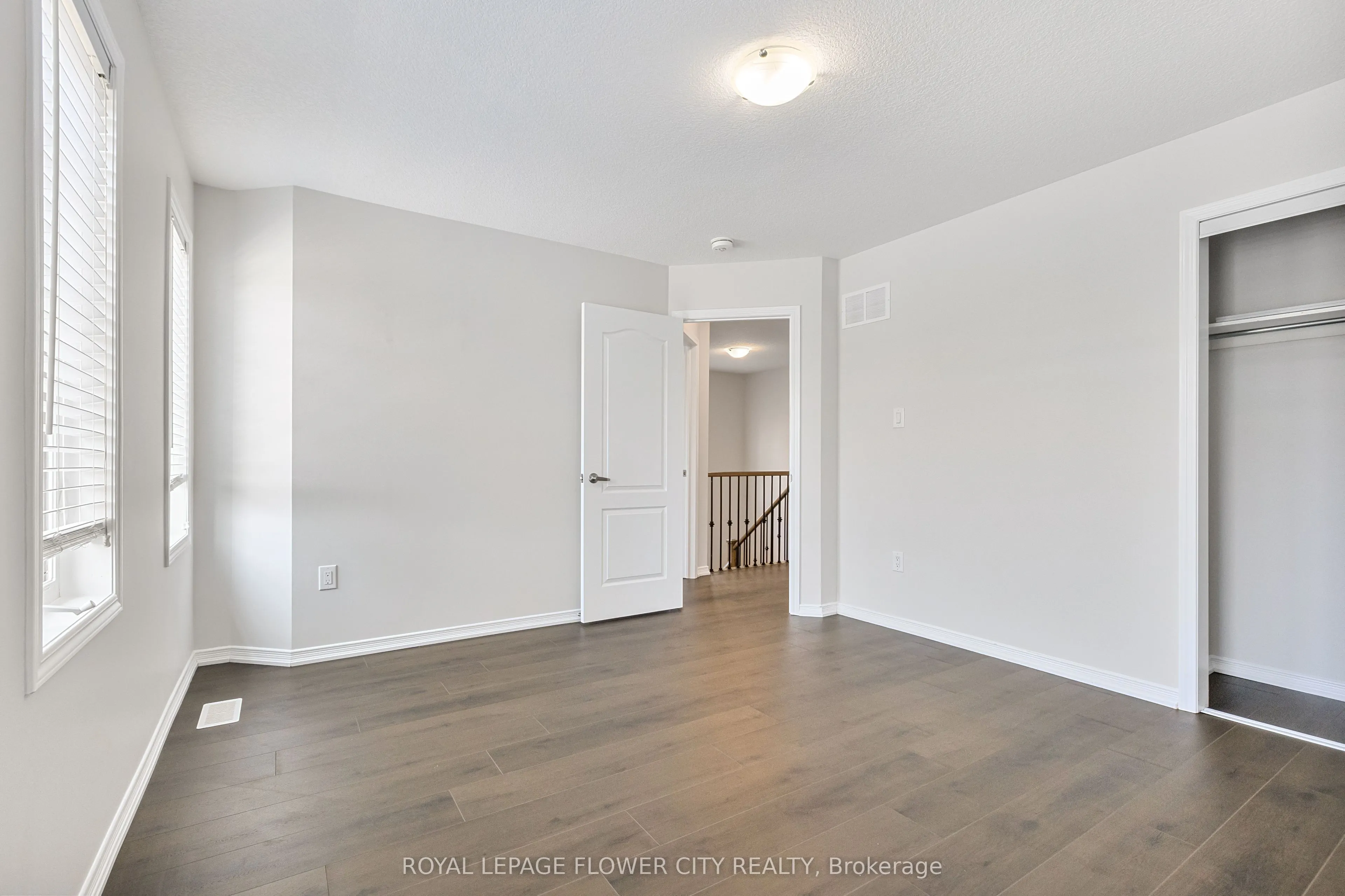 25 Munro Circle
