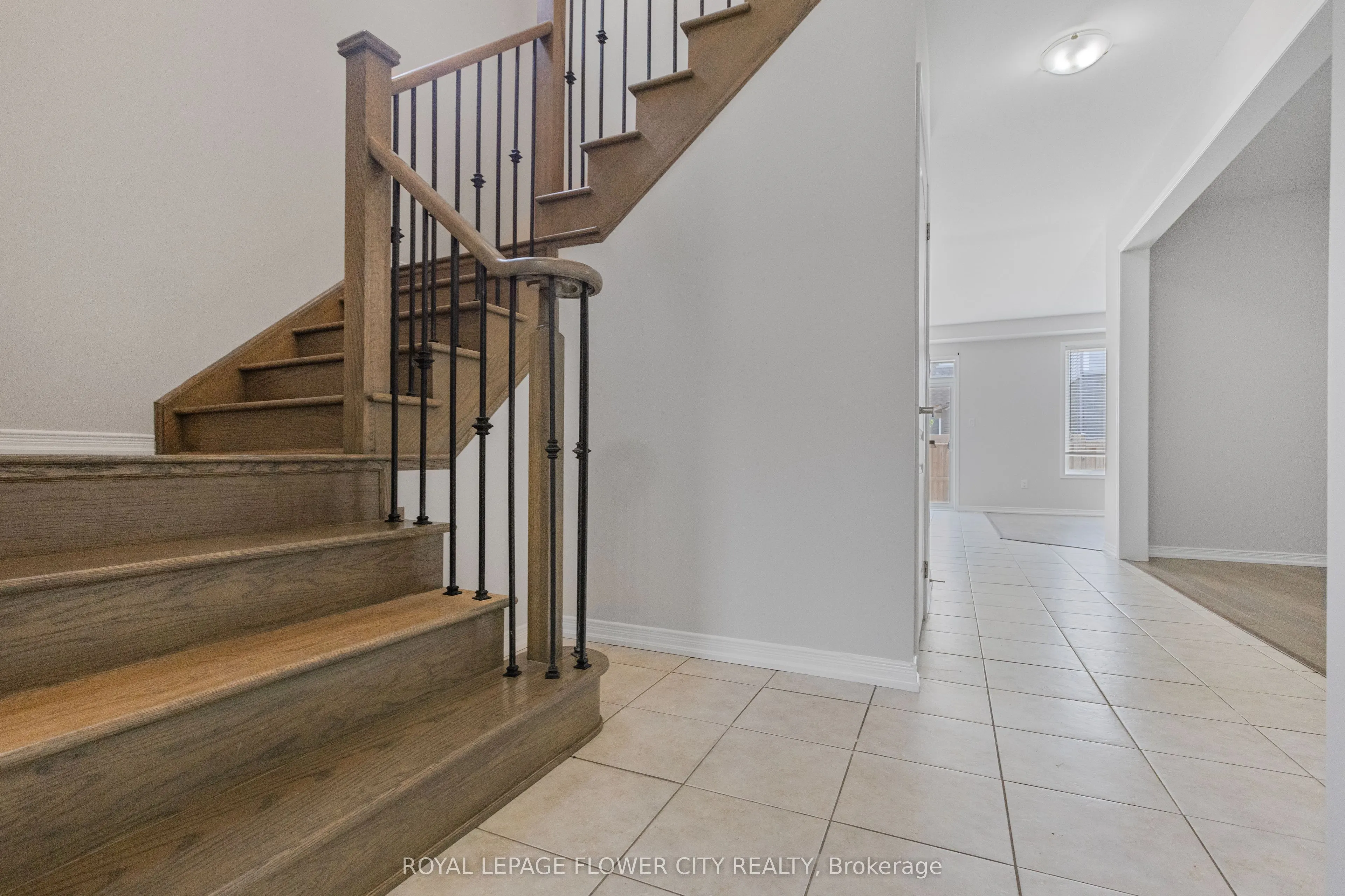25 Munro Circle