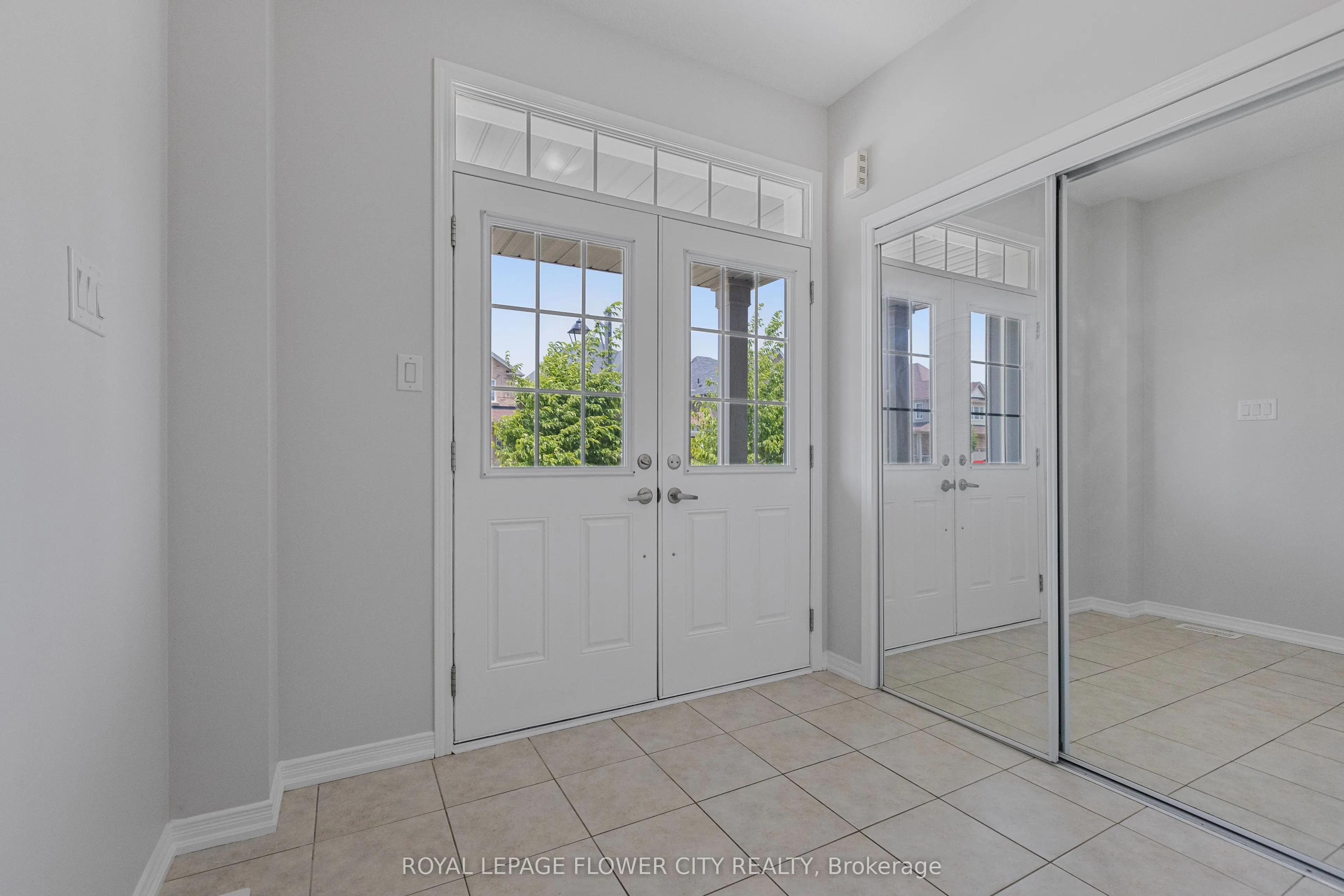 25 Munro Circle