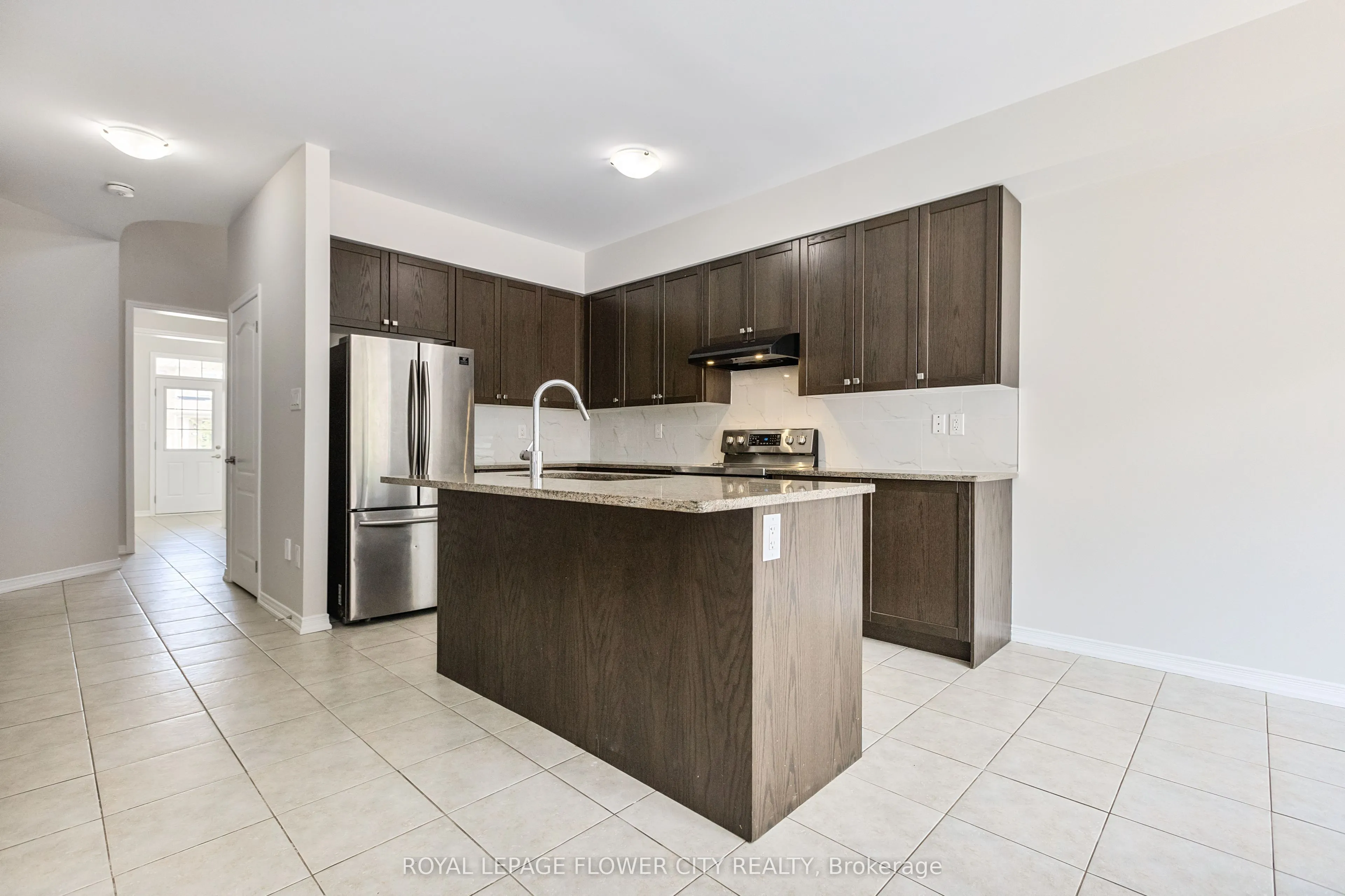 25 Munro Circle