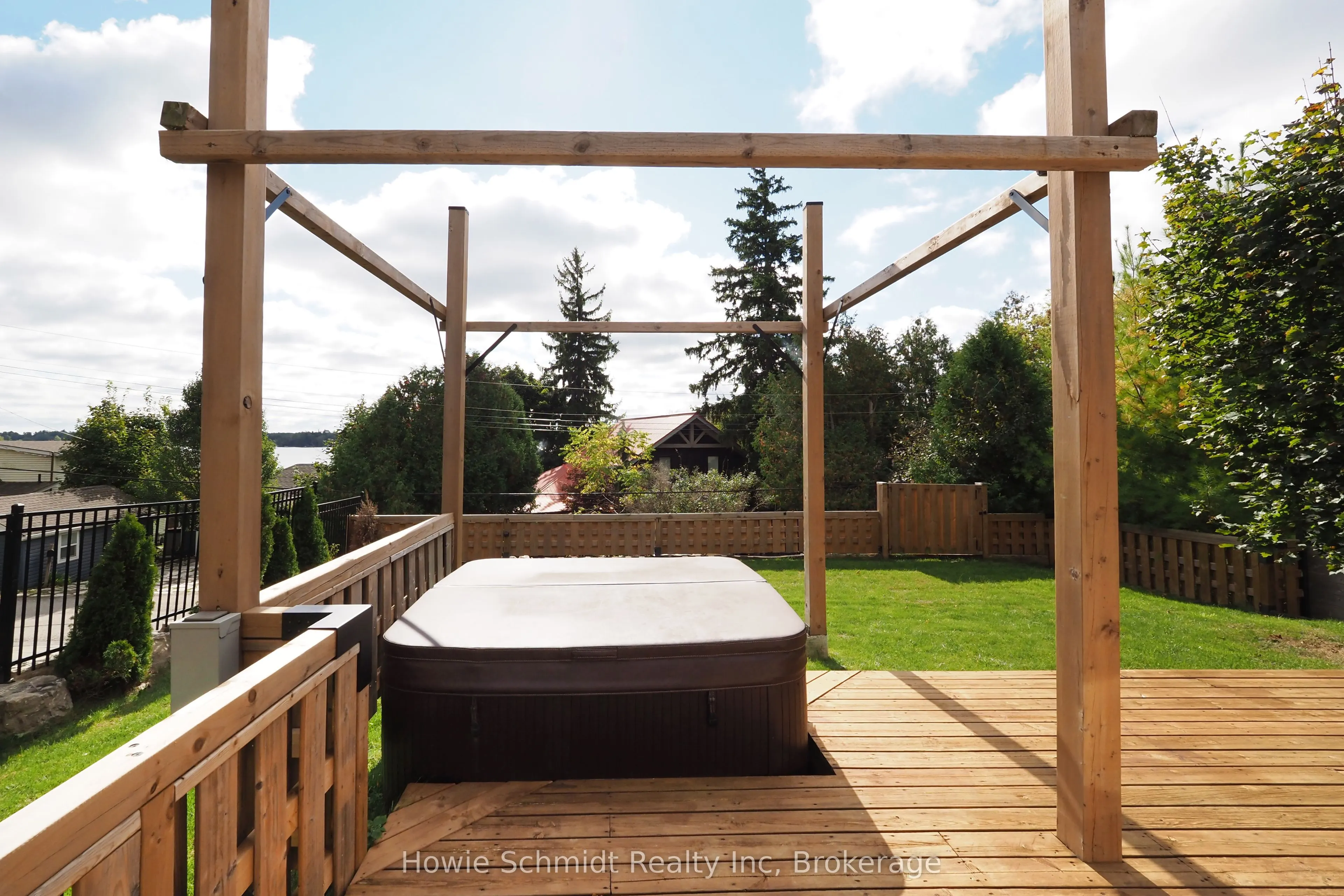 50 Holly Trail
