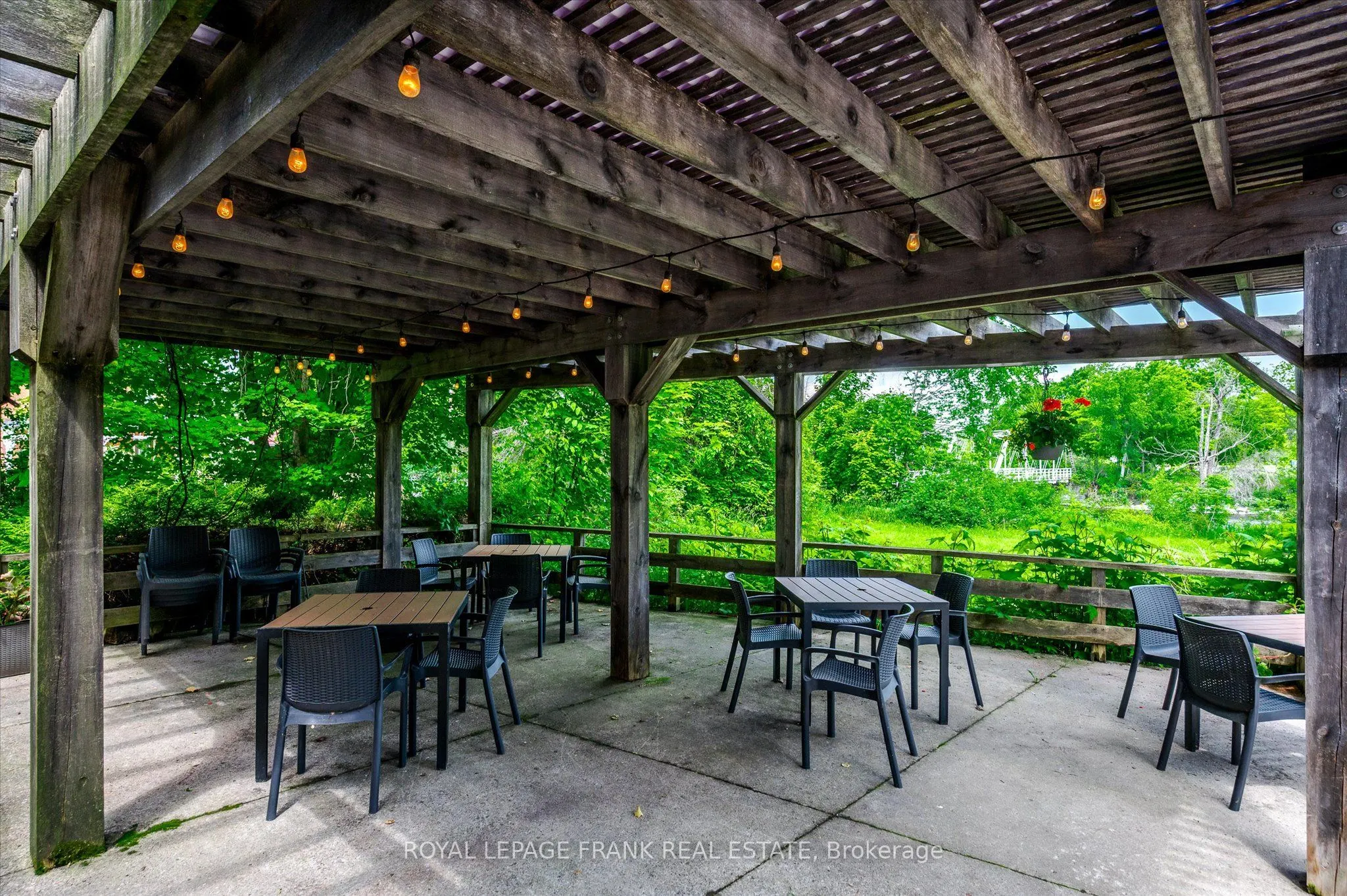 2057 Old Highway 28
