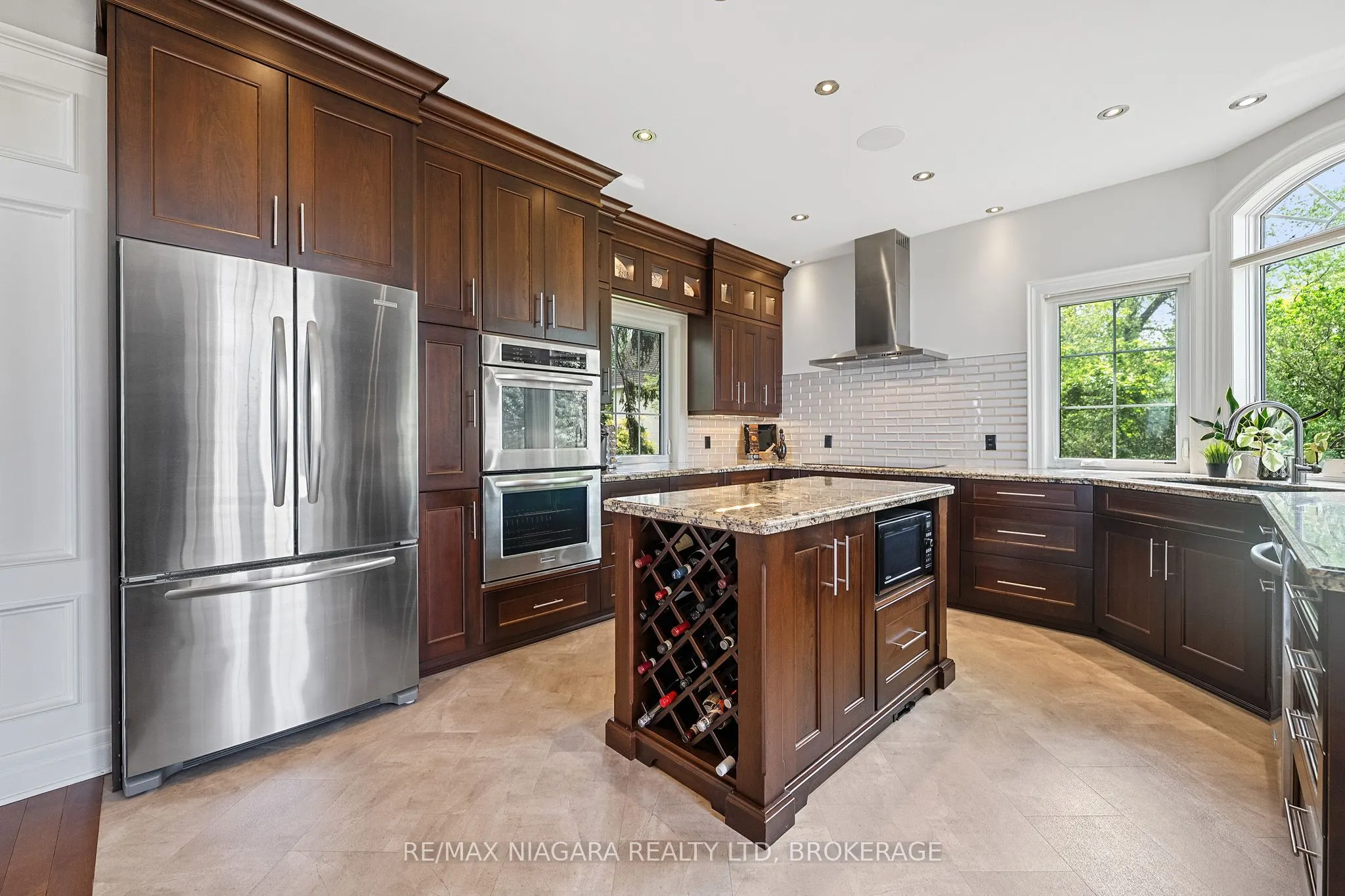 4618 Sandy Cove Drive