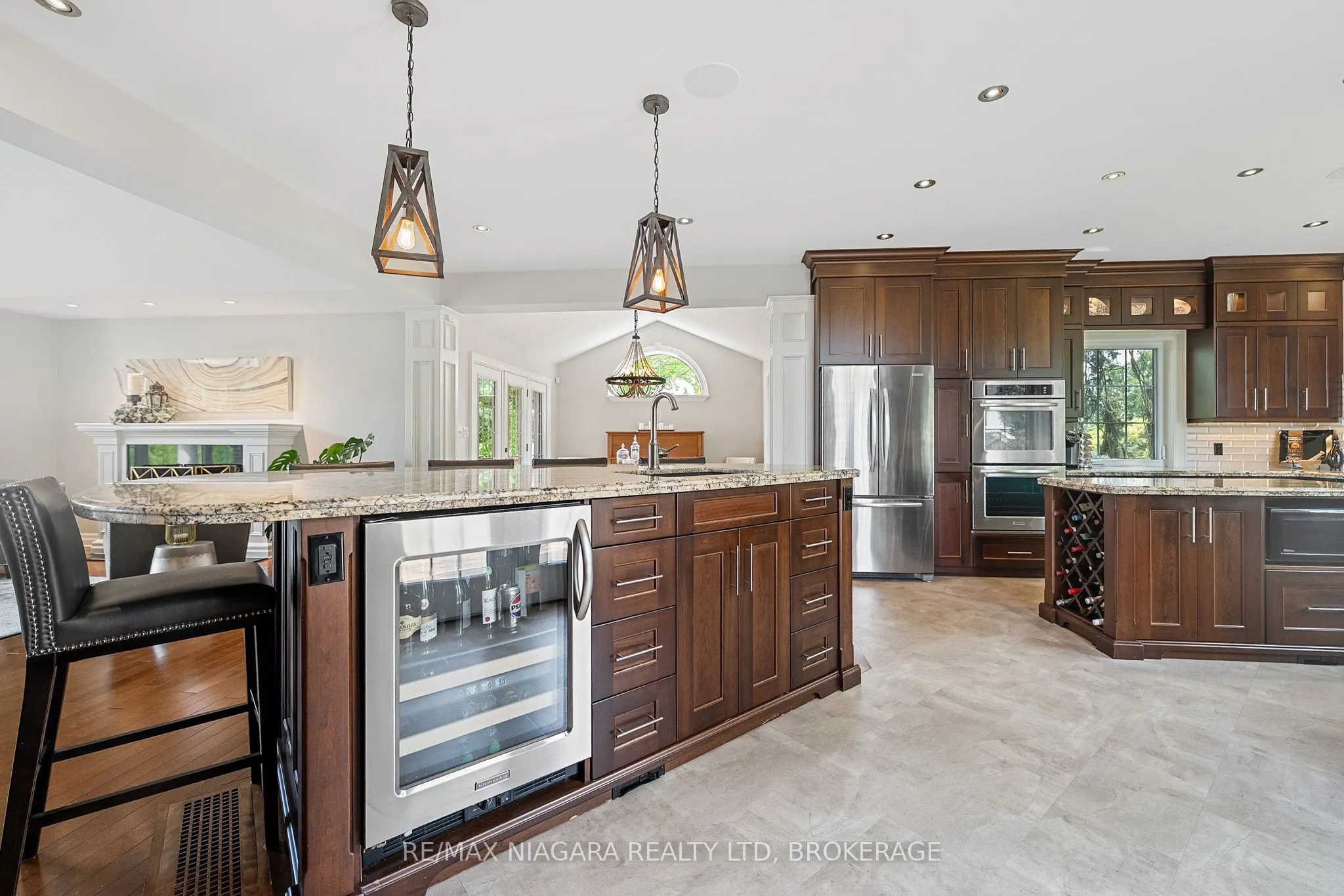 4618 Sandy Cove Drive