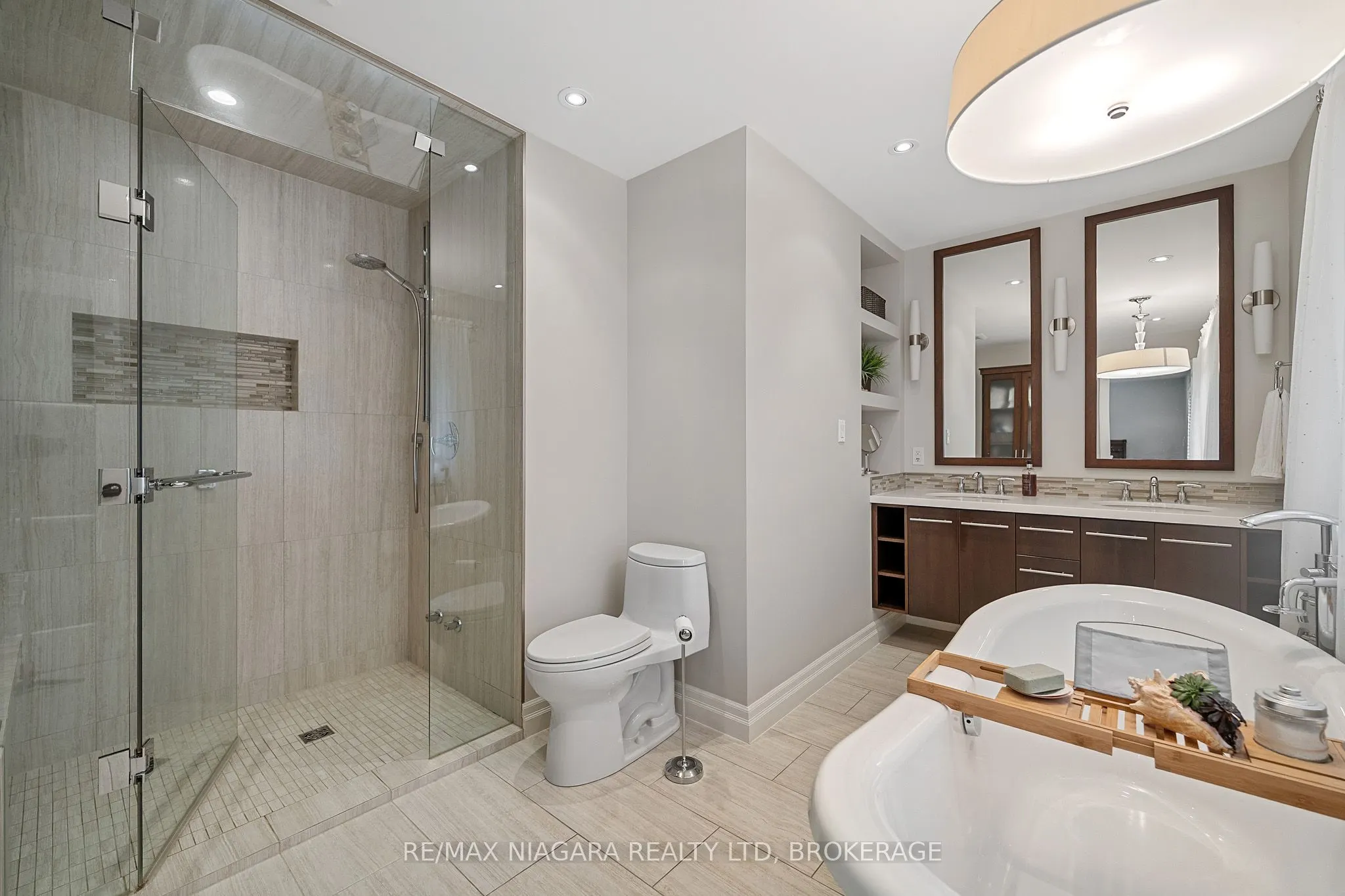 4618 Sandy Cove Drive