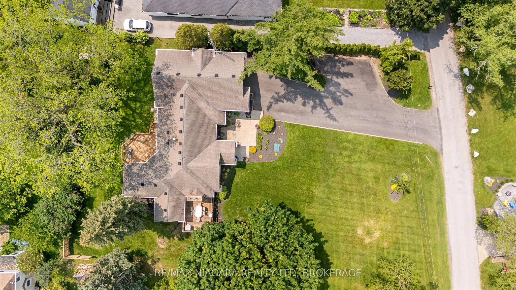 4618 Sandy Cove Drive
