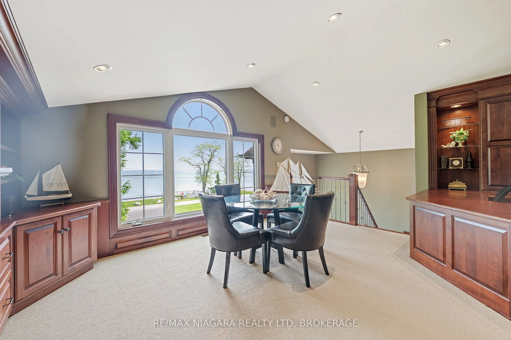 4618 Sandy Cove Drive
