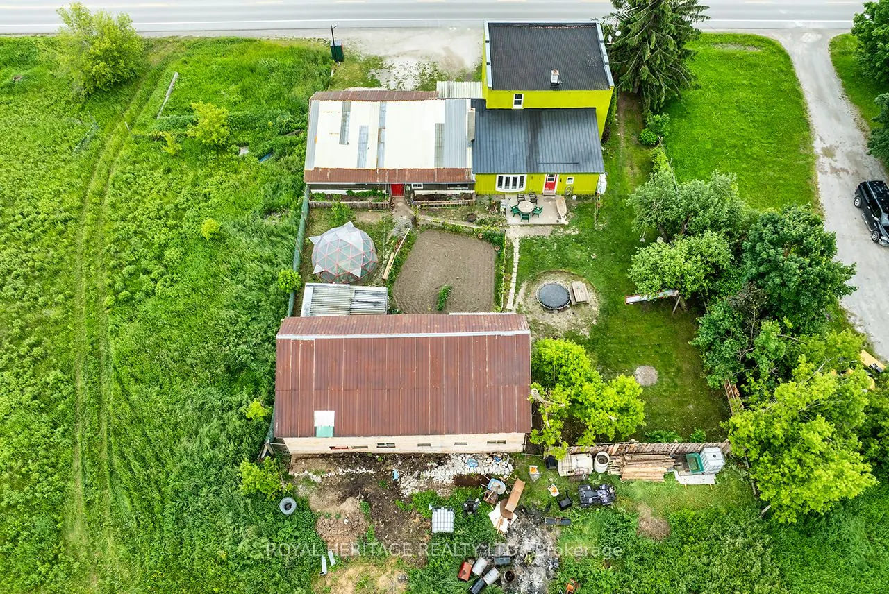 833 Woodville Road