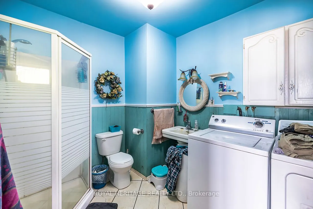 833 Woodville Road