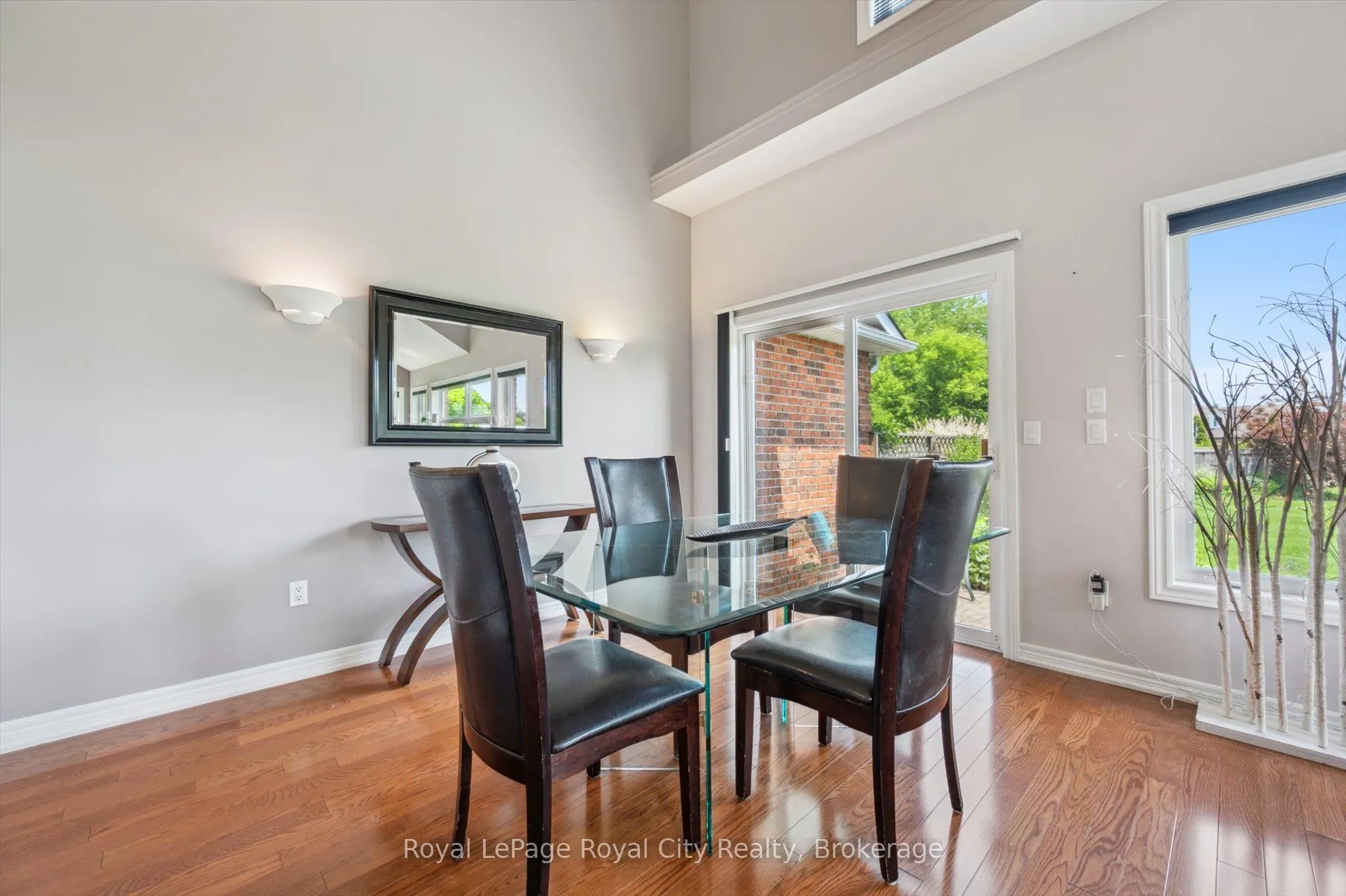 105 Riverwalk Place