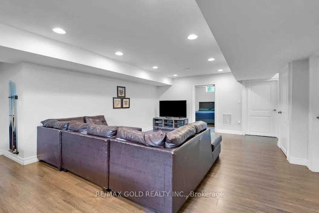 1932 Ocean Boulevard