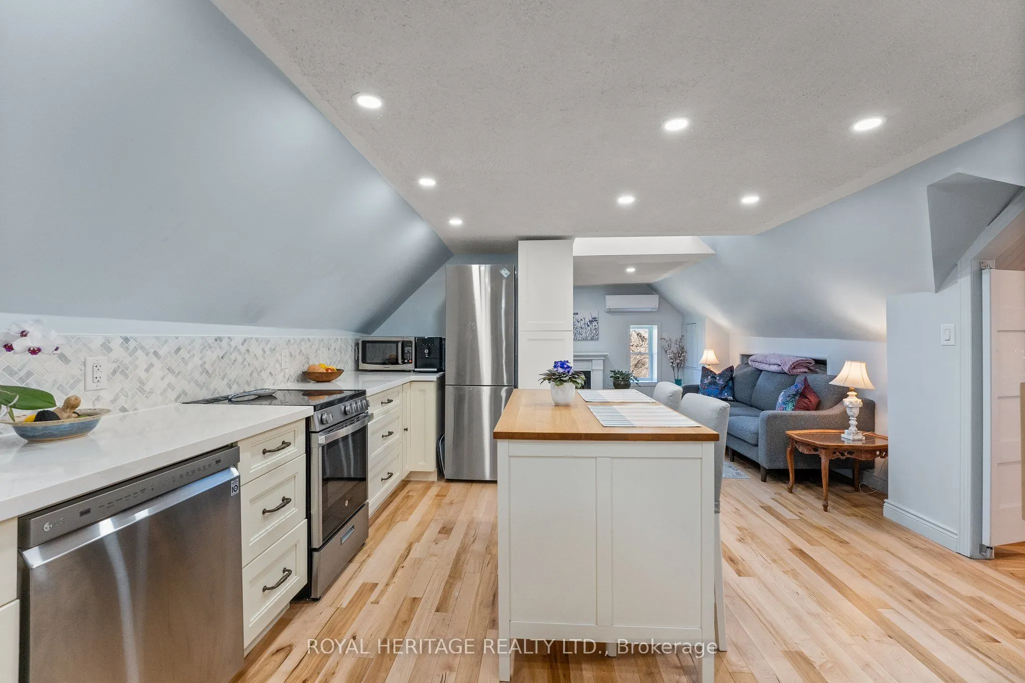 1201 Salem Road