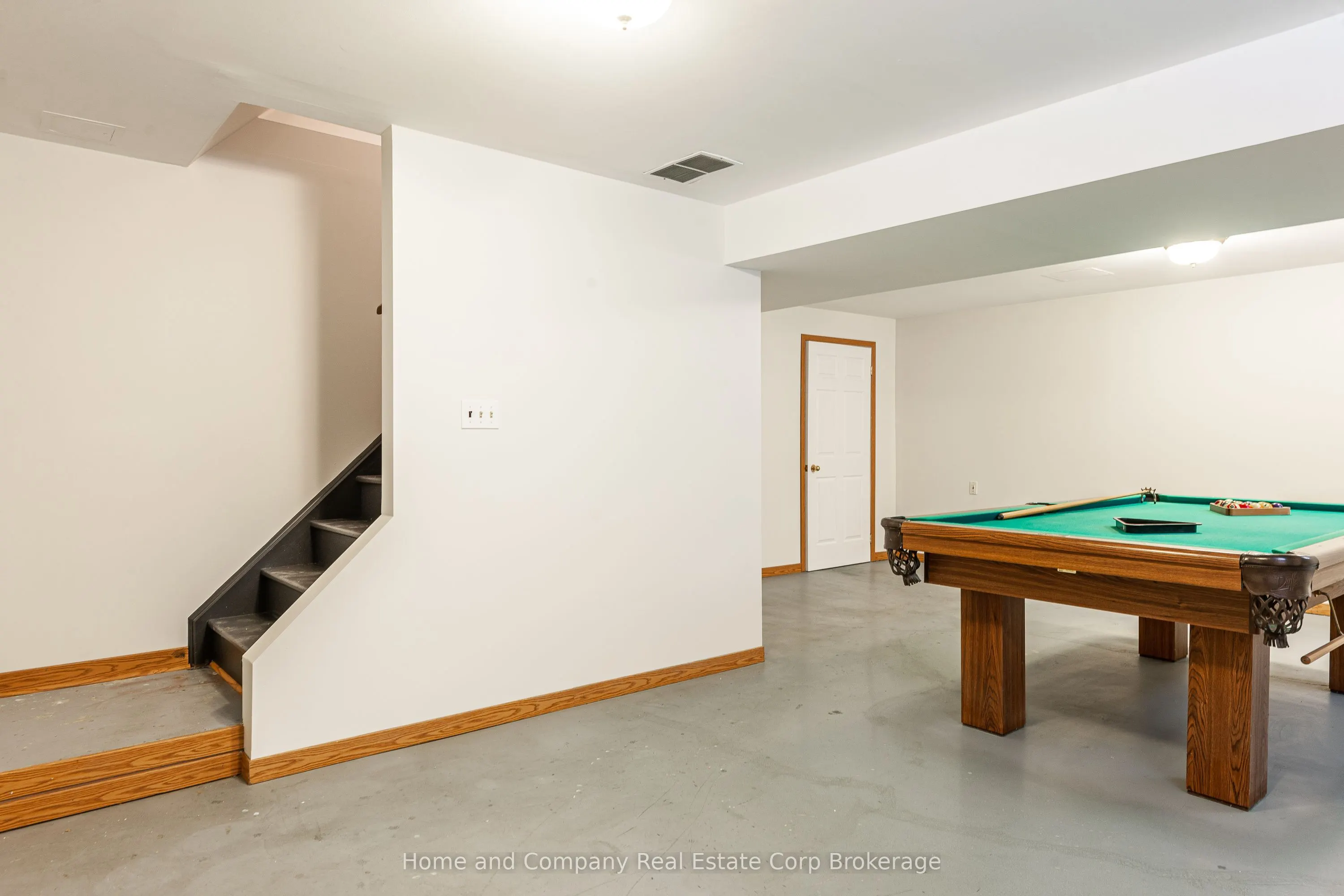 37 Dingman Place