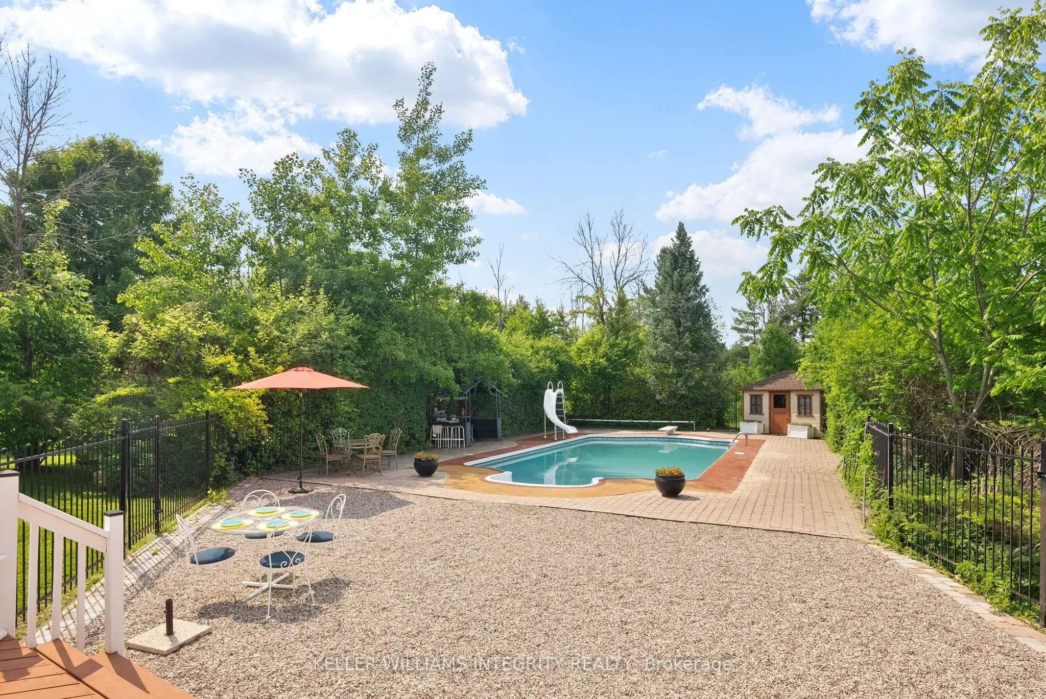 22 Marchbrook Circle