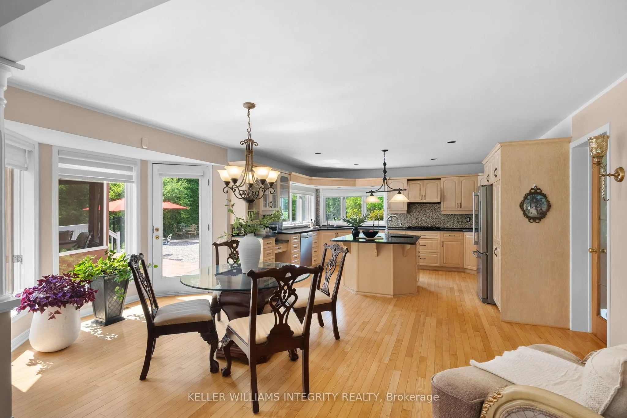 22 Marchbrook Circle