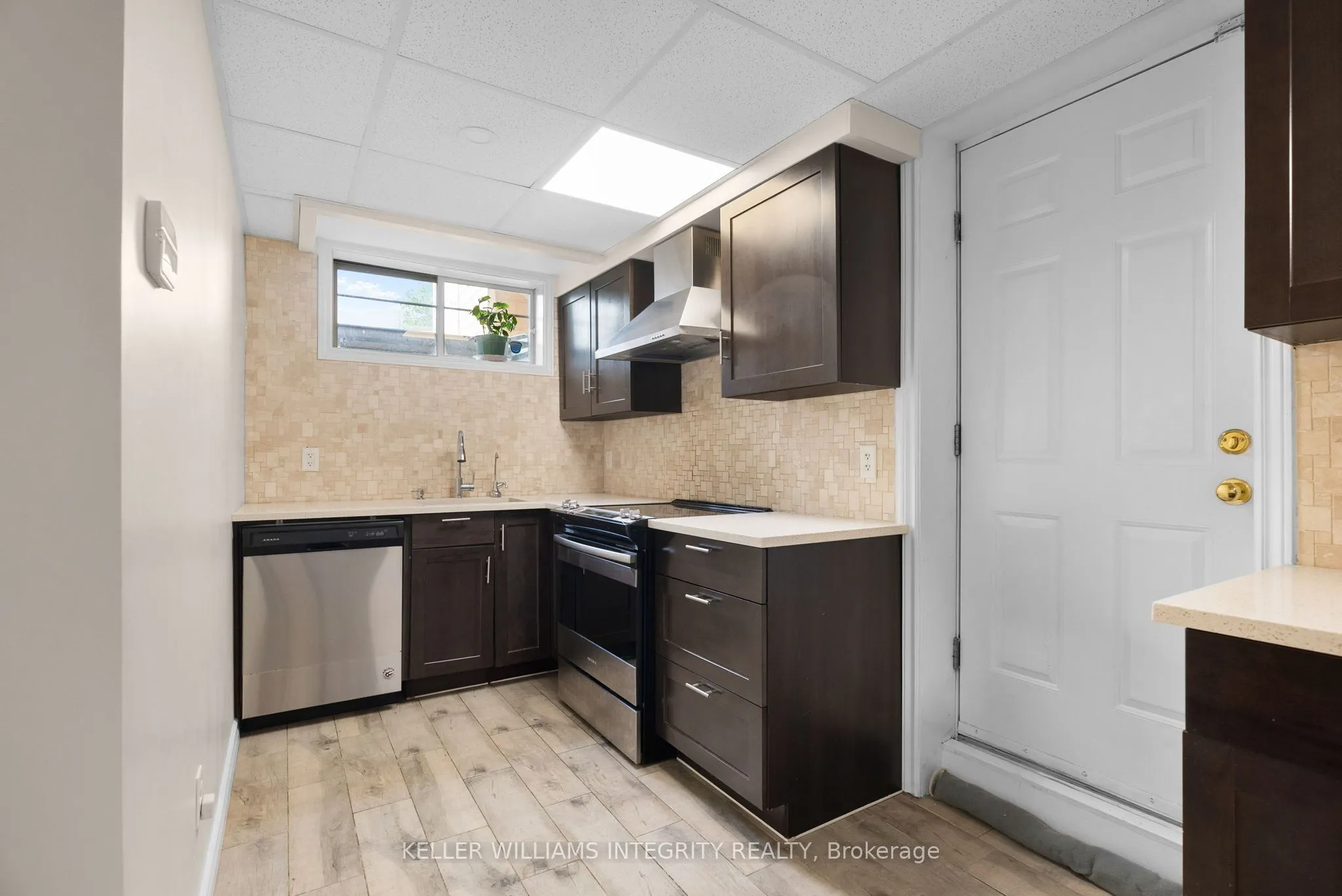 22 Marchbrook Circle