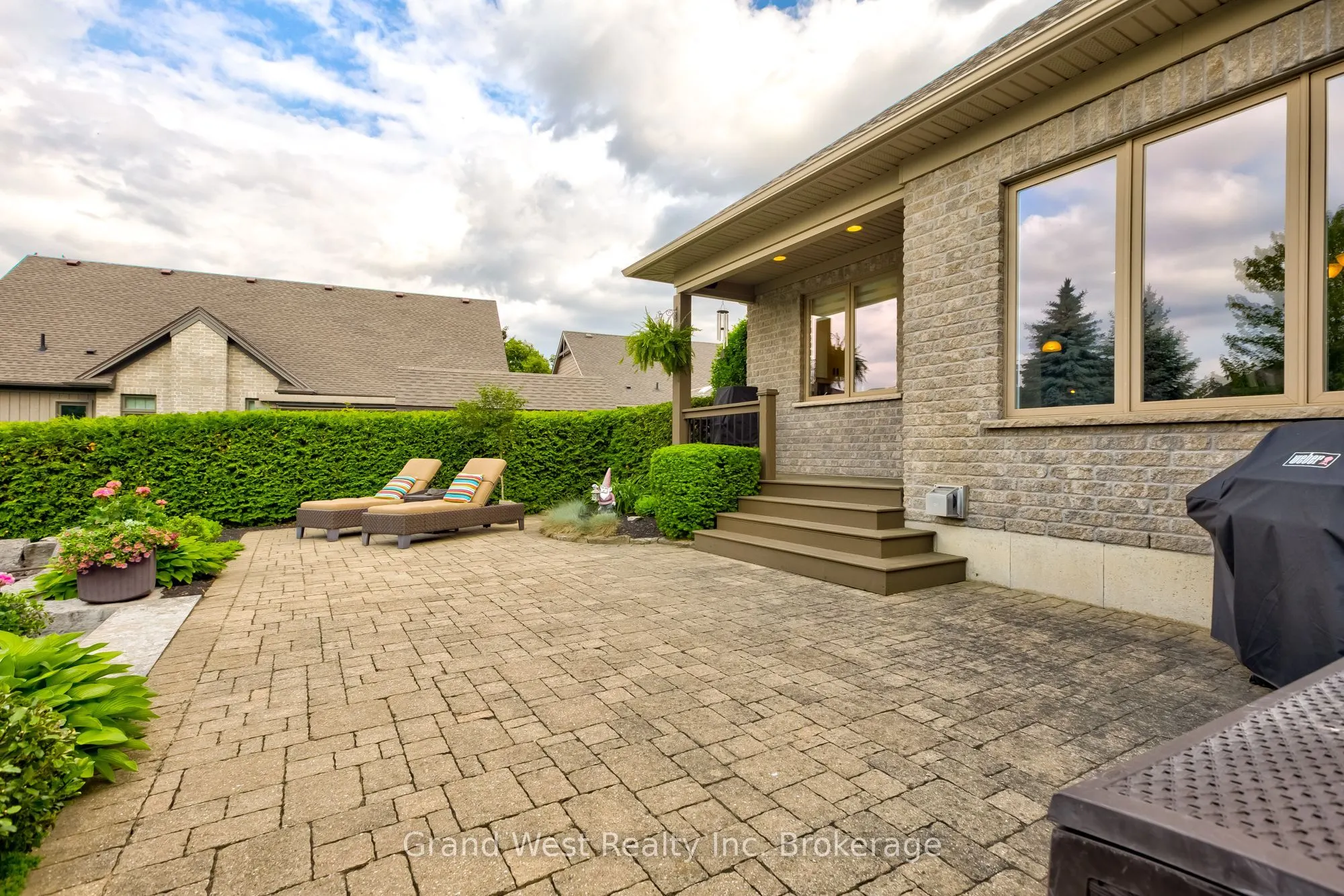 24 Belmont Avenue