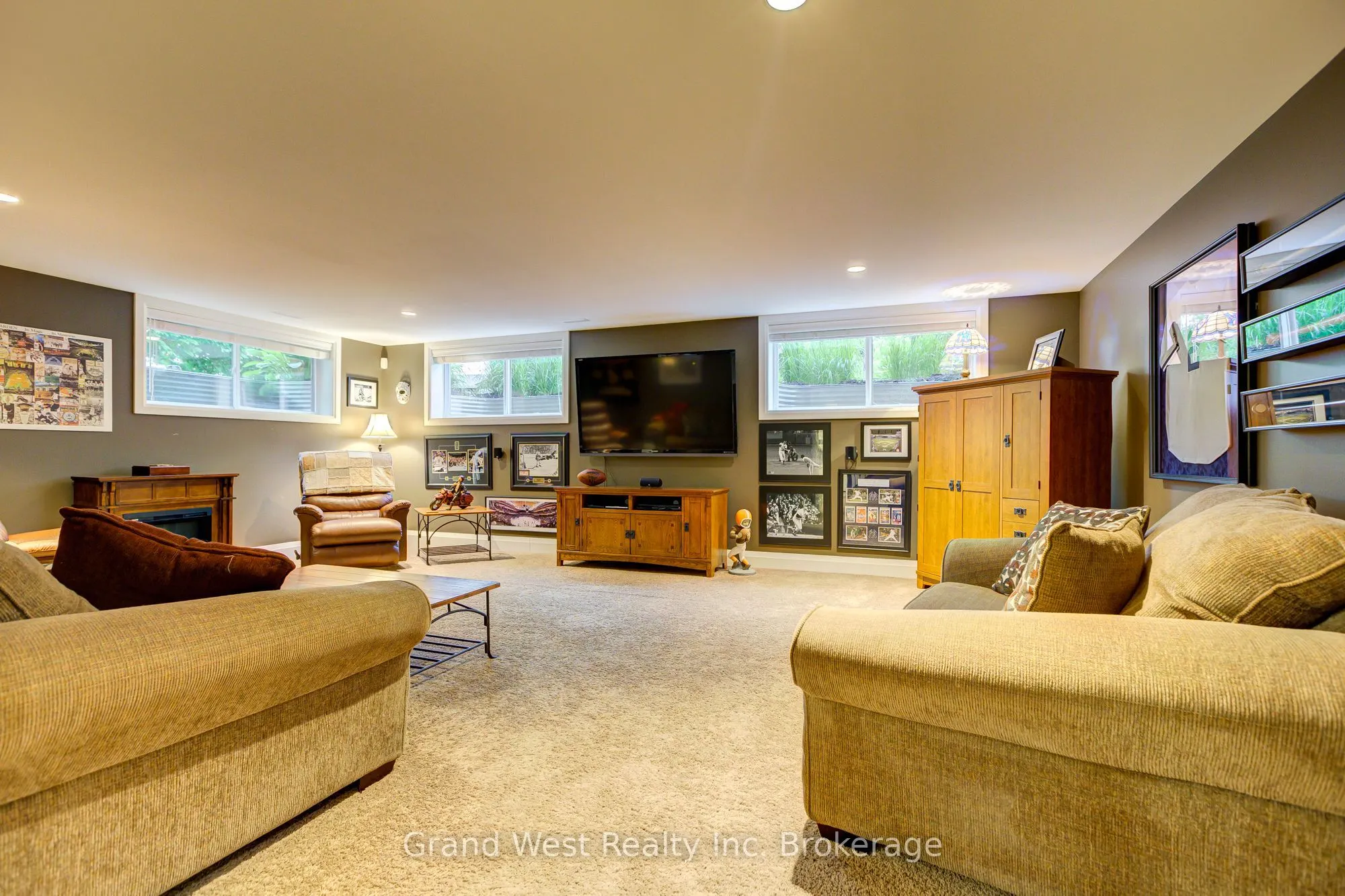 24 Belmont Avenue