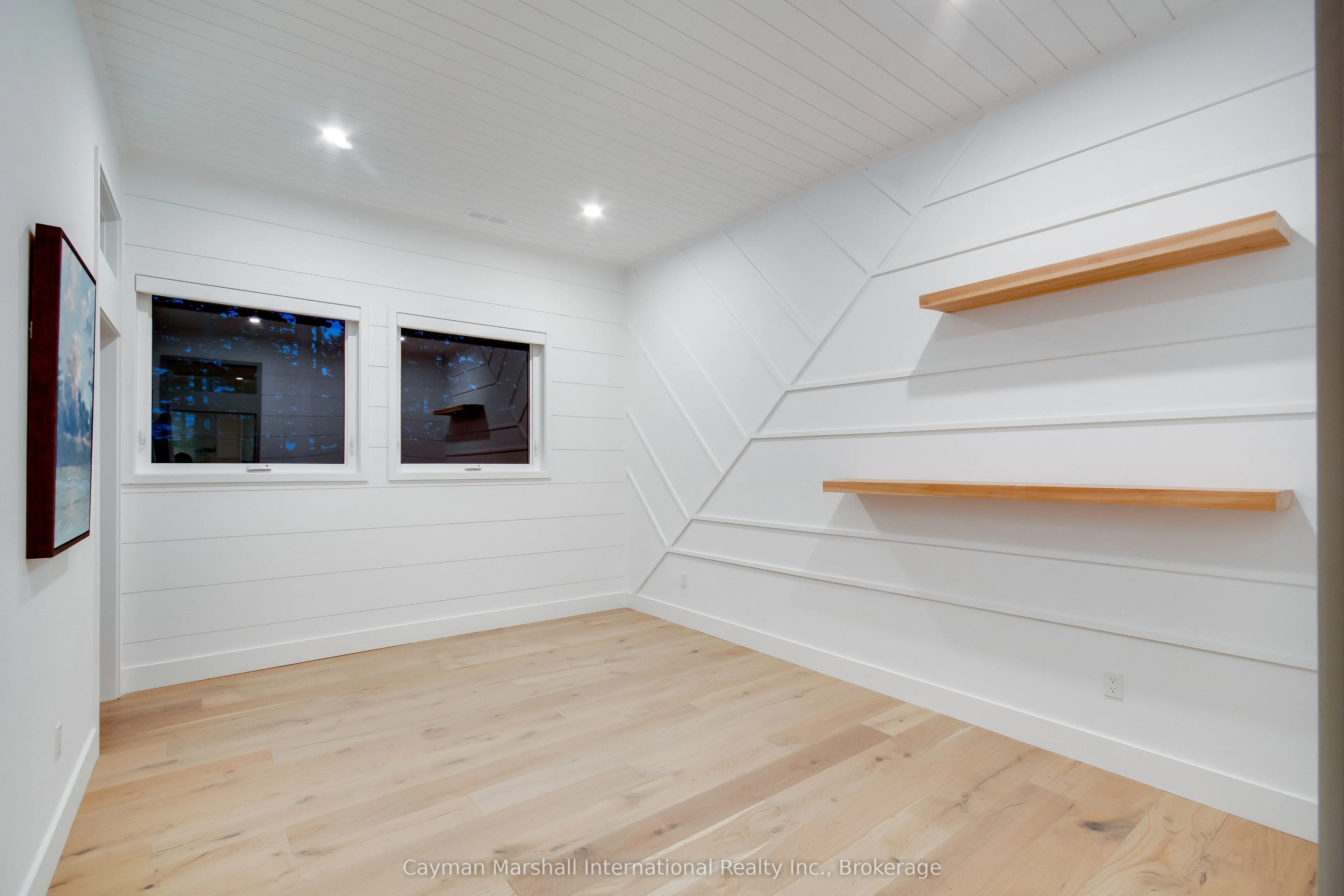 1331 SOUTH MONCK Drive, #4