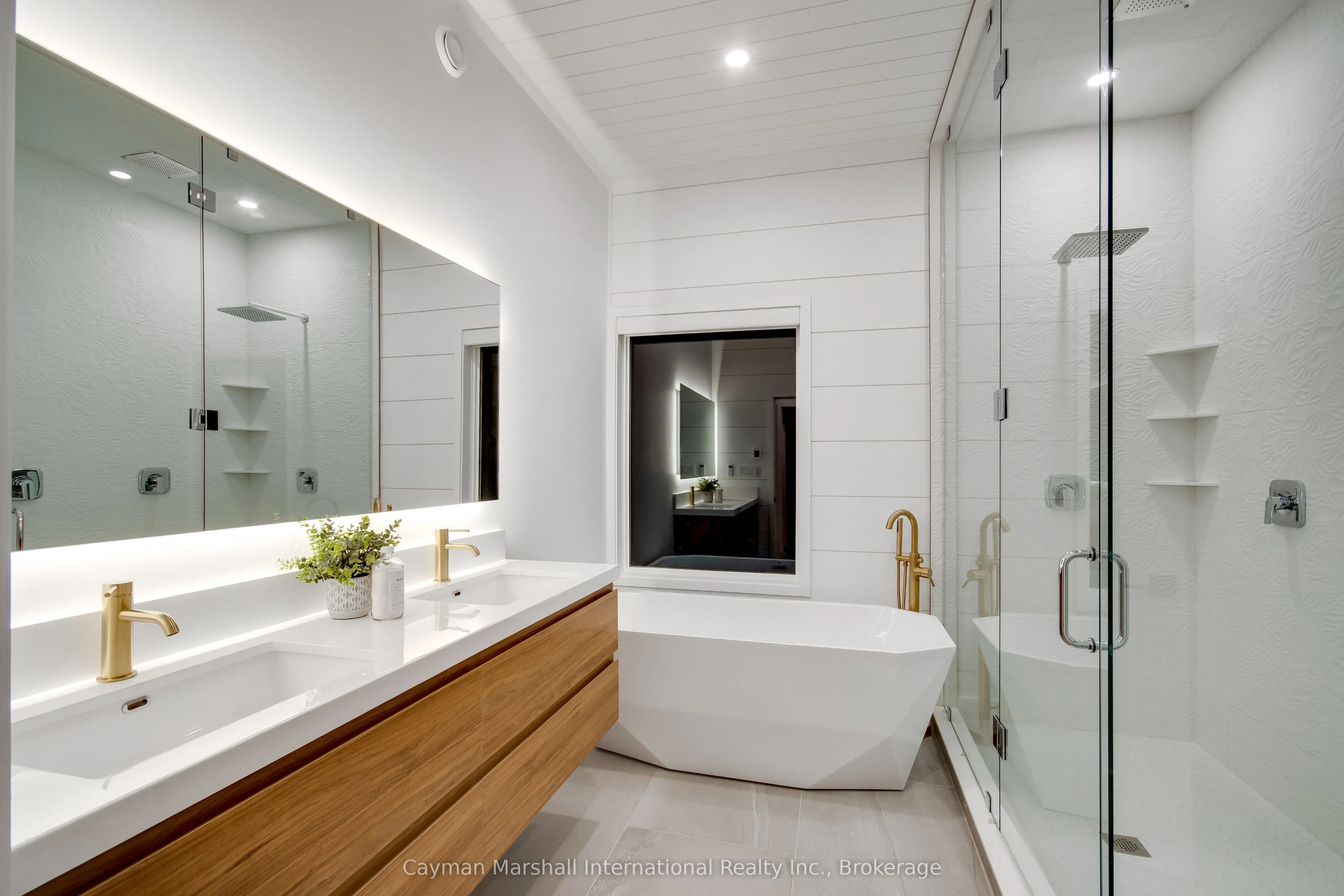 1331 SOUTH MONCK Drive, #4