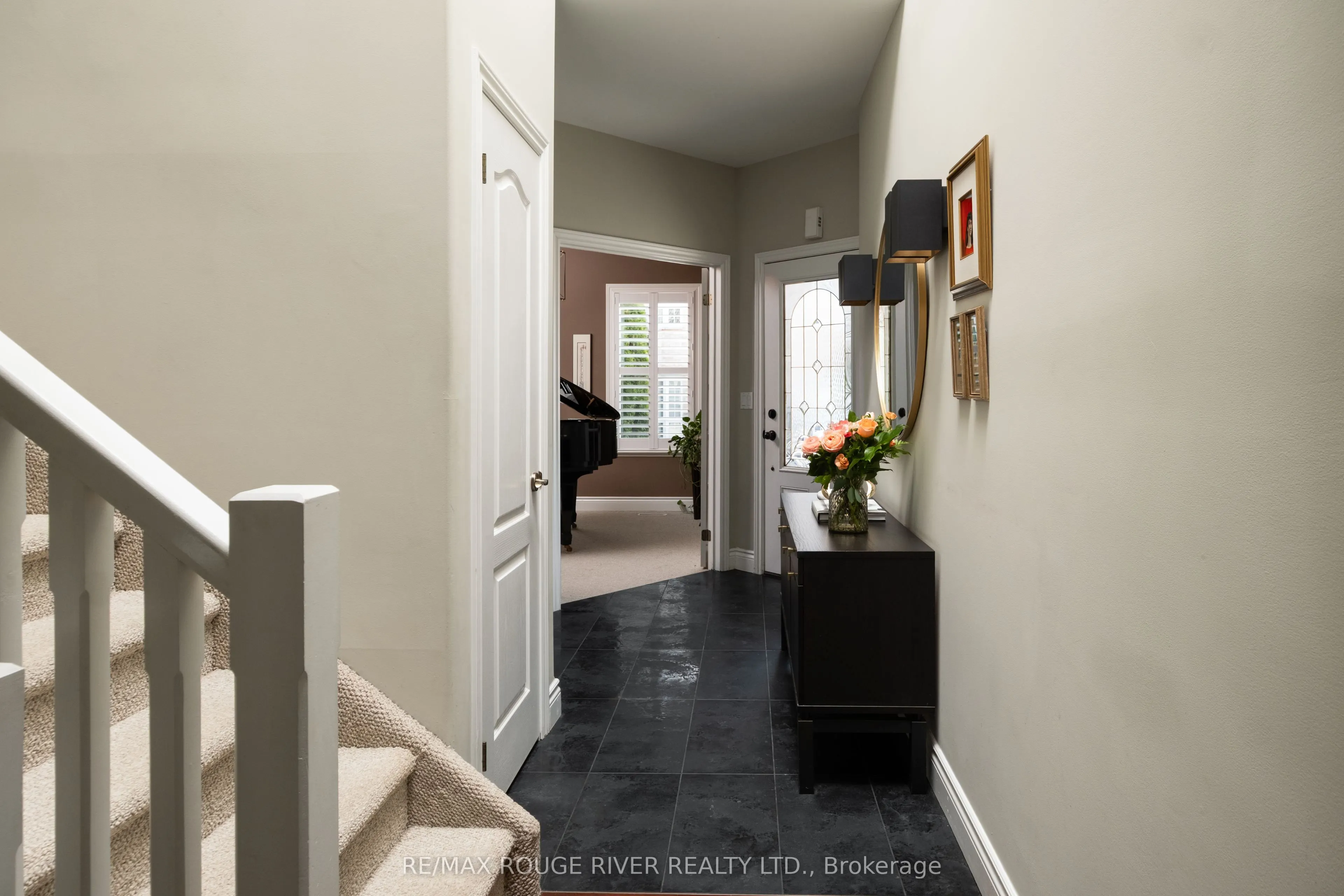 120 University Avenue E, #403