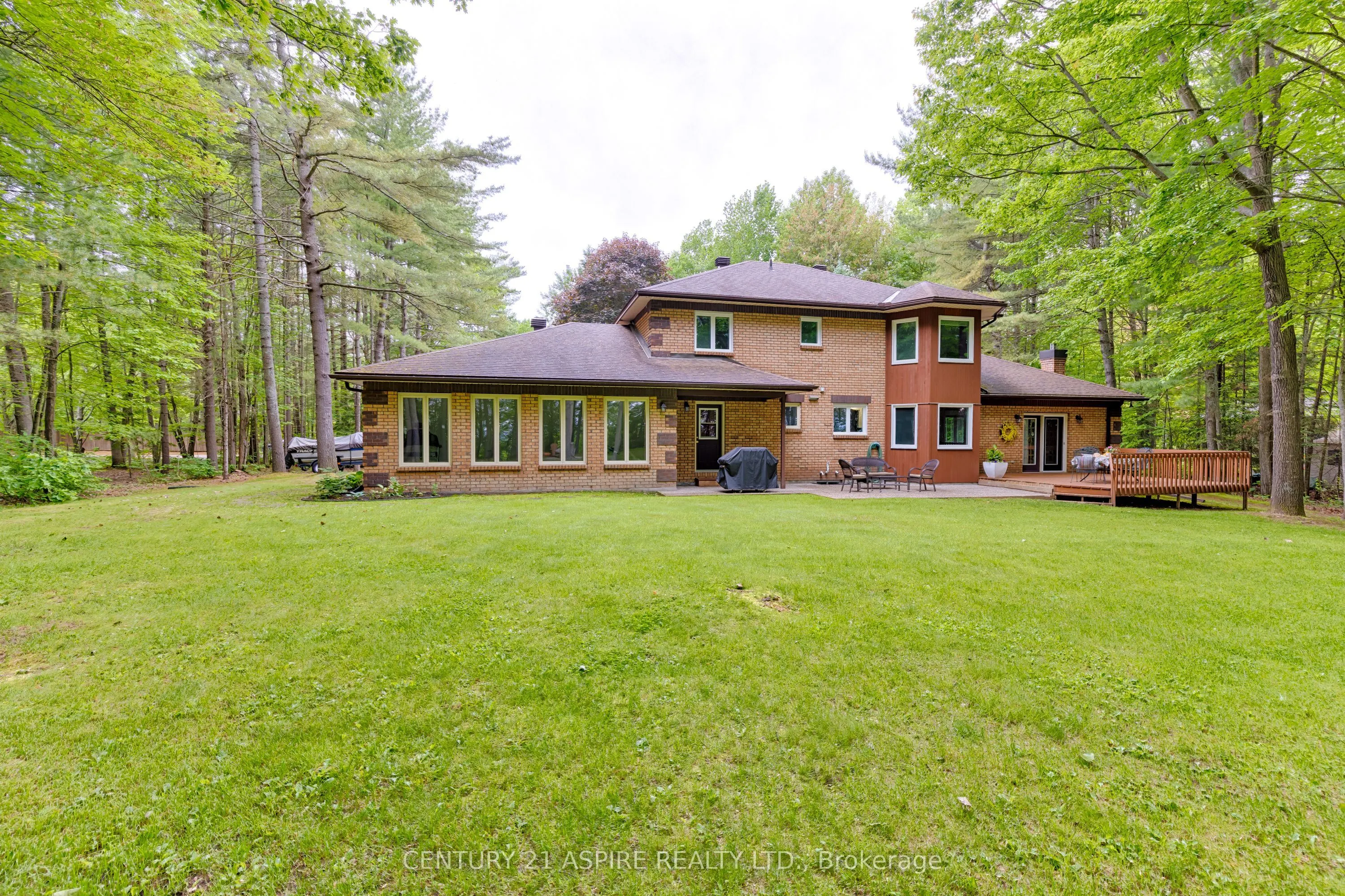 13 Country Lane