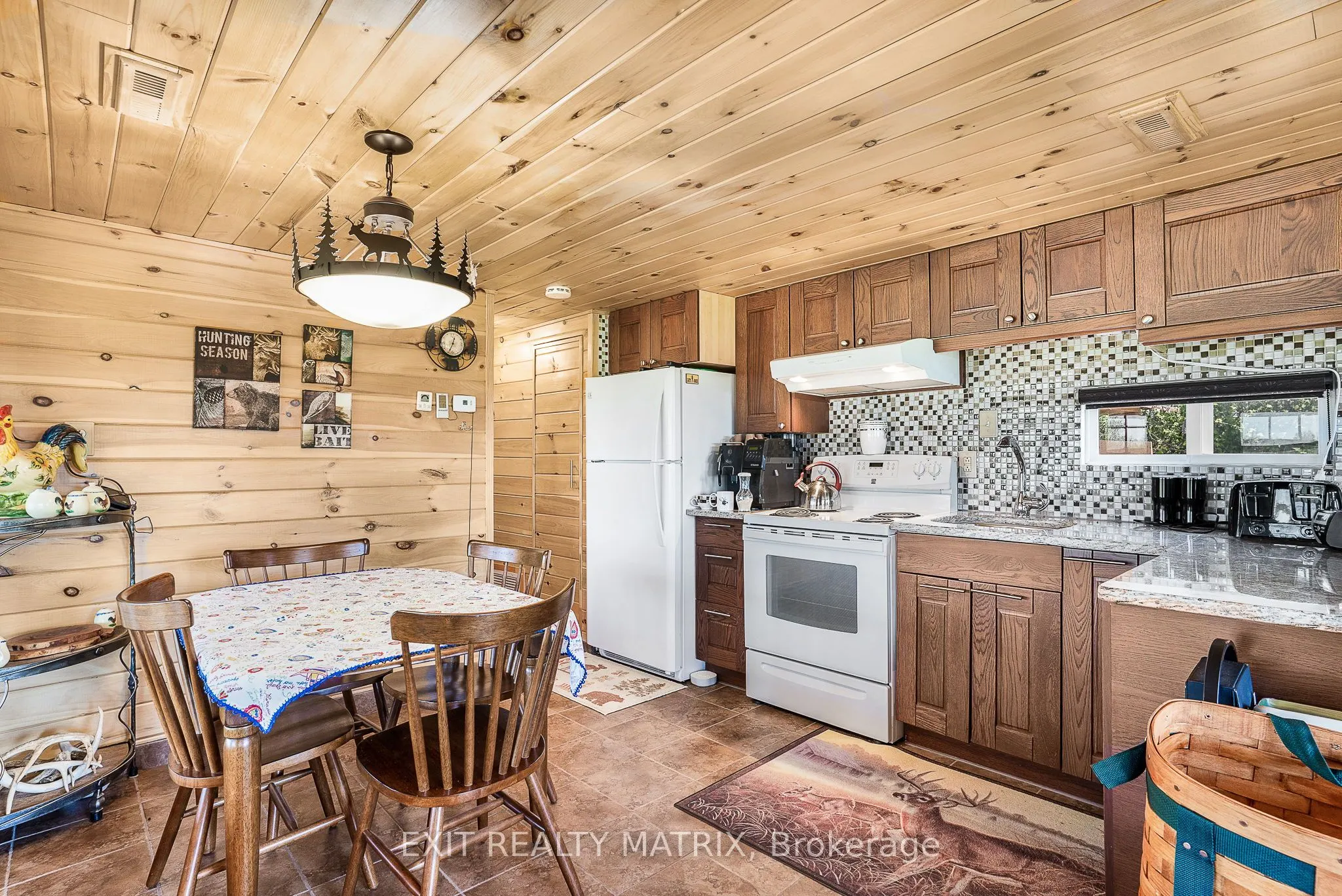 19209 KENYON CONCESSION 7 Road