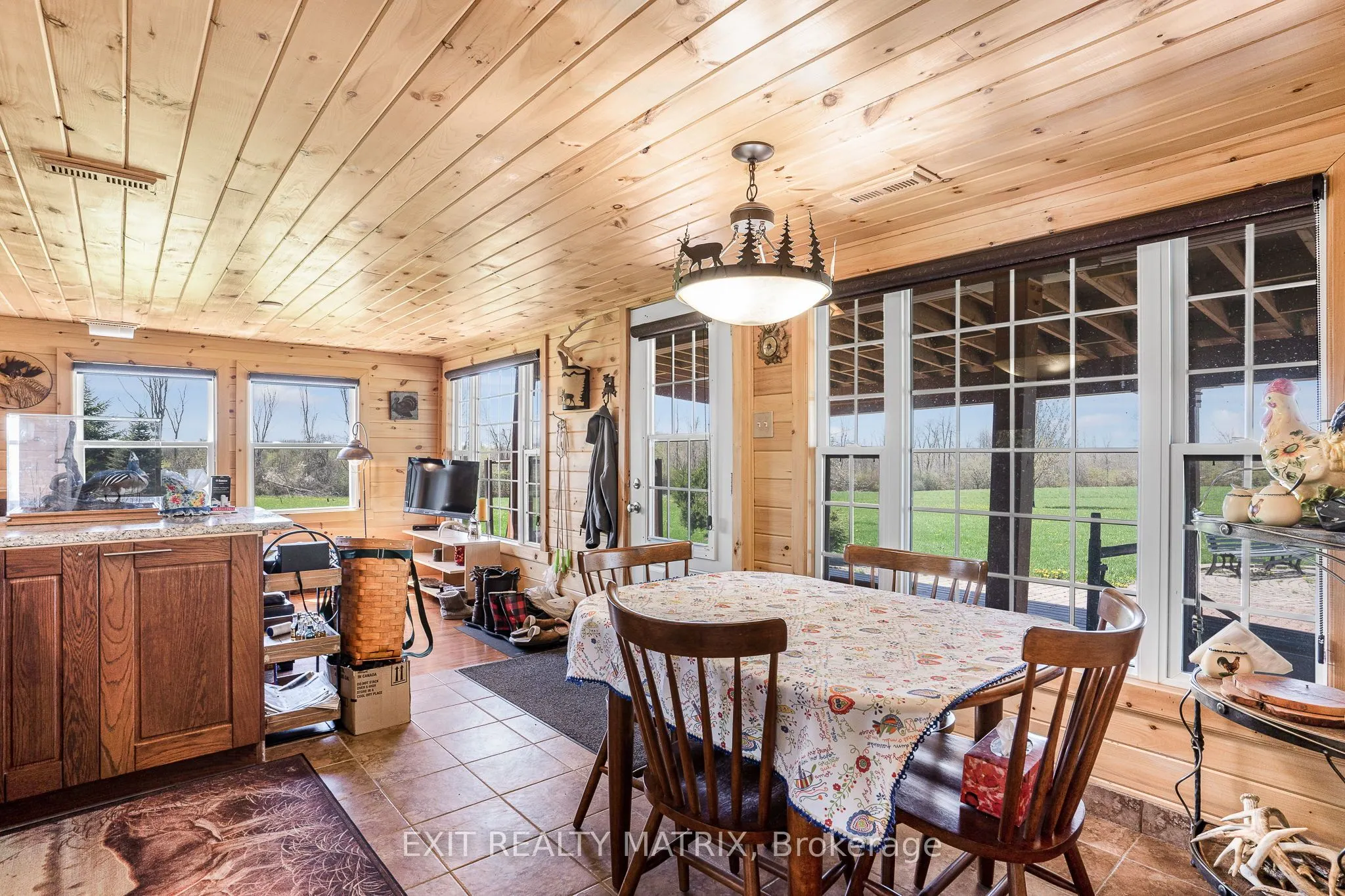 19209 KENYON CONCESSION 7 Road