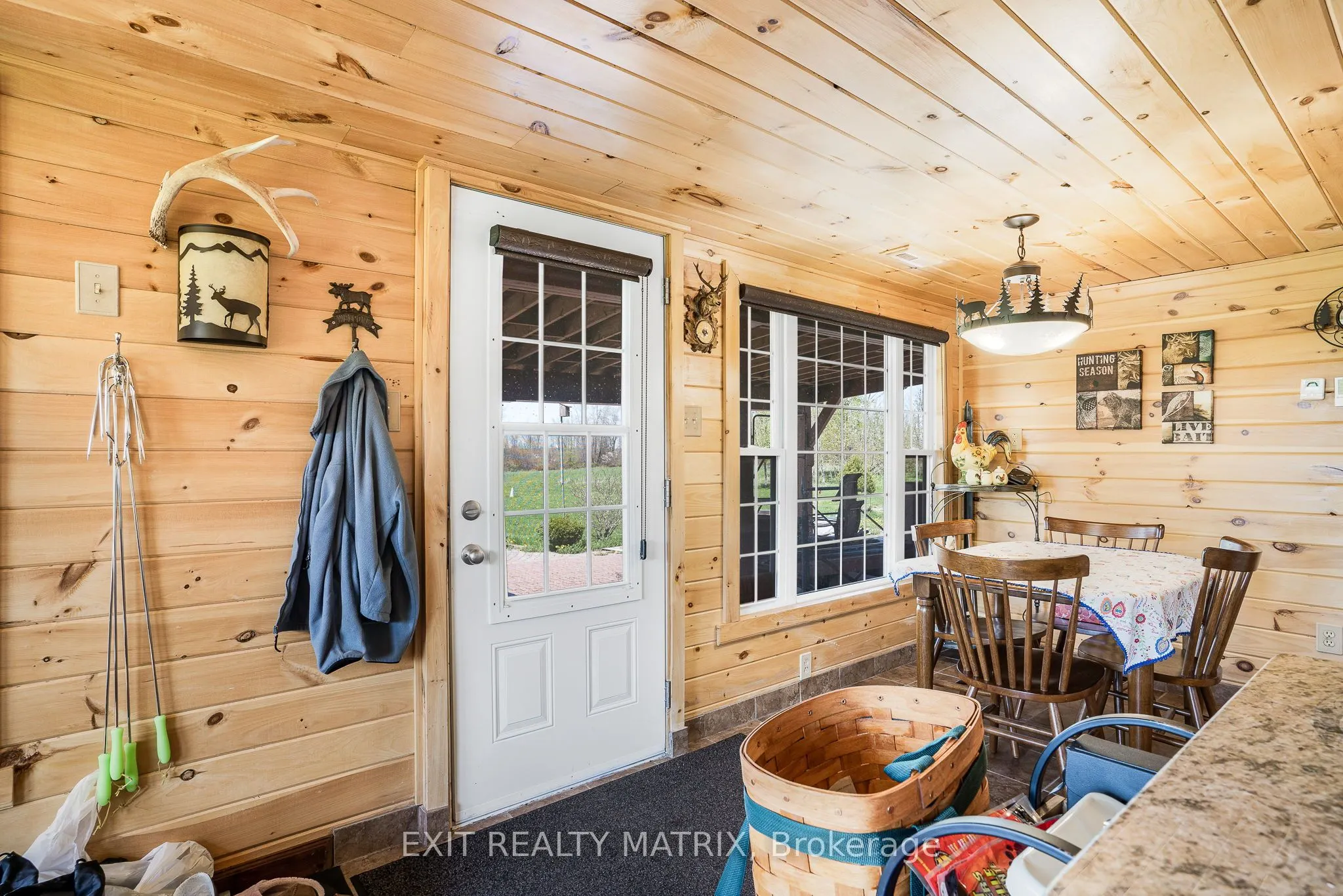 19209 KENYON CONCESSION 7 Road