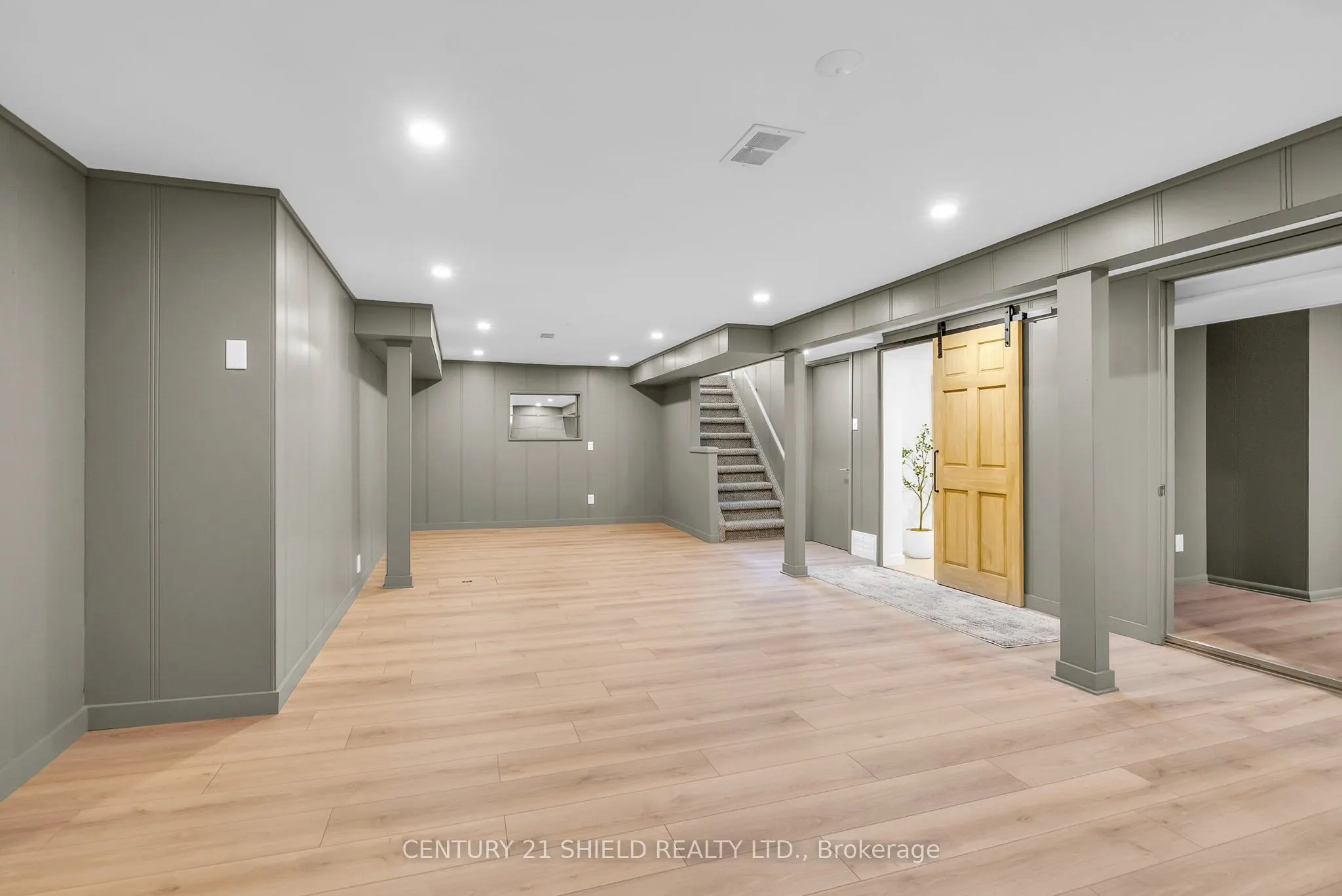 208 Anthony Street