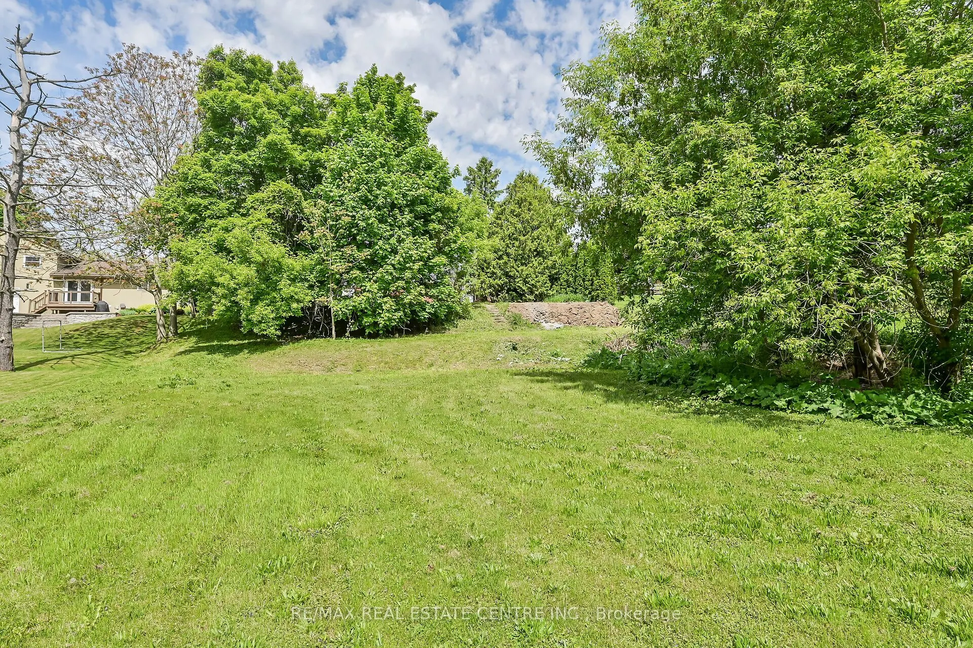 1645 Glancaster Road