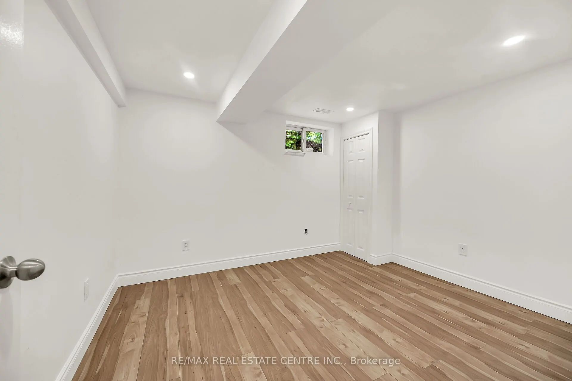 1645 Glancaster Road
