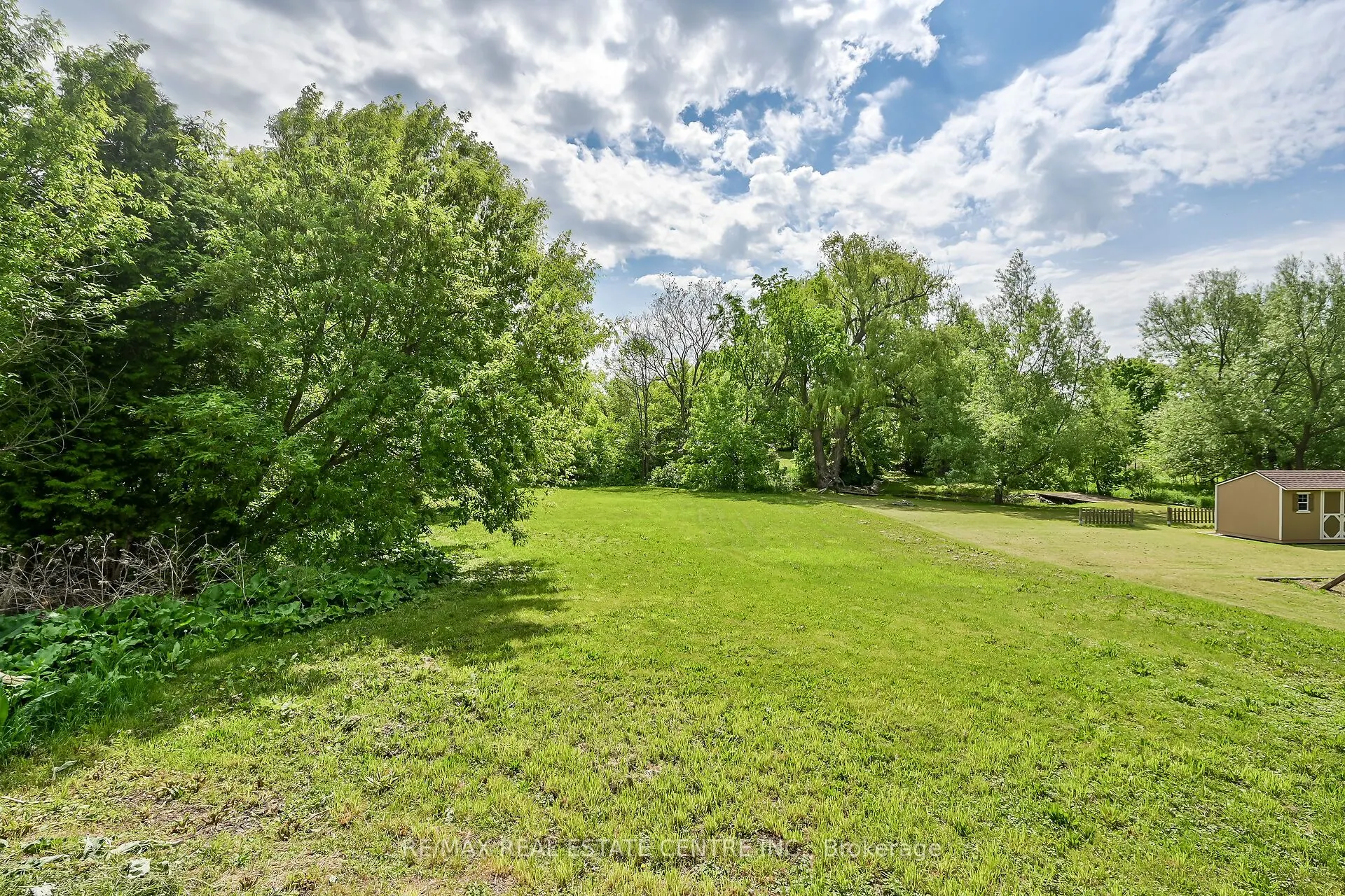 1645 Glancaster Road