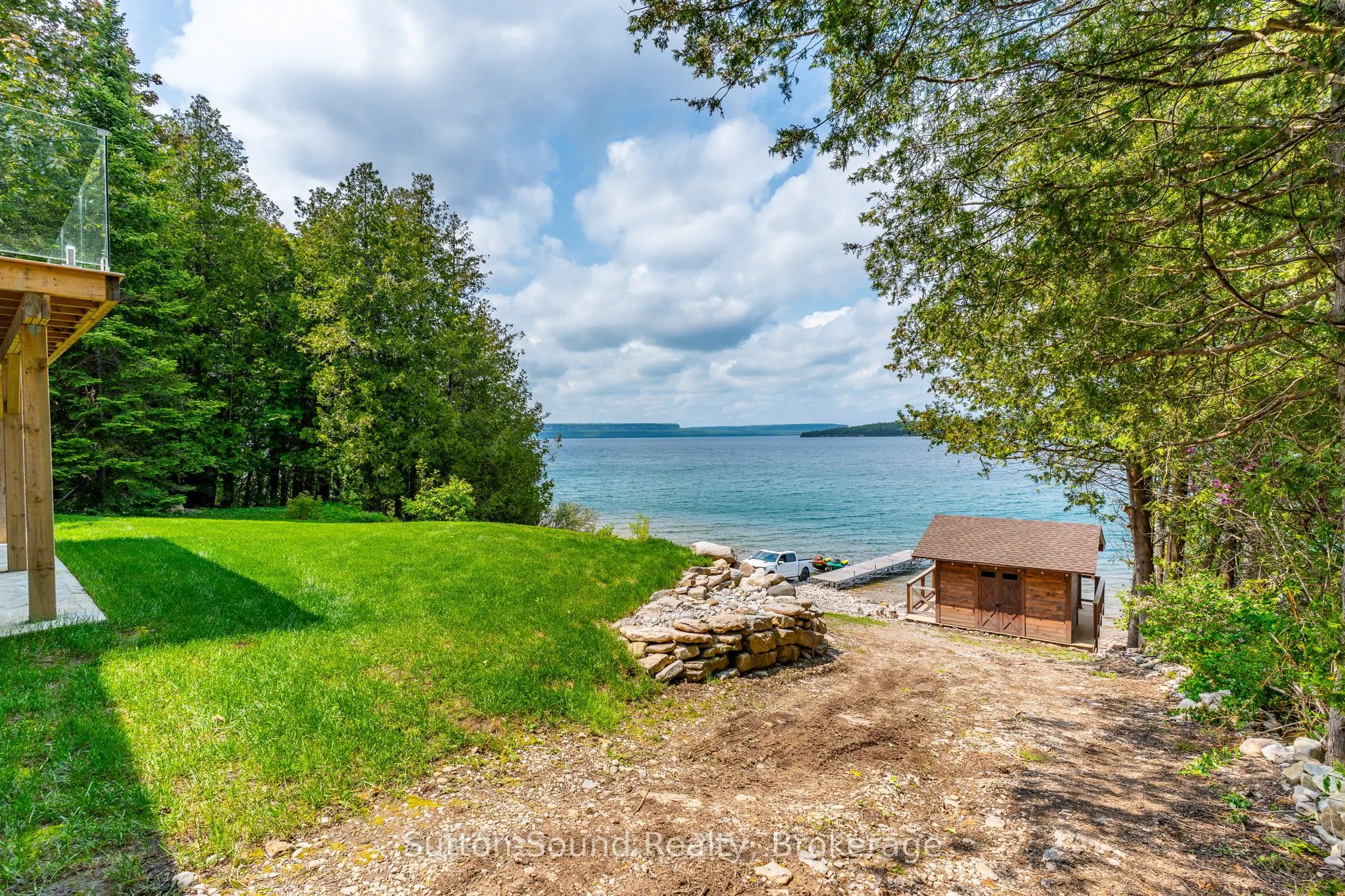 503185 Grey Road 1 Road