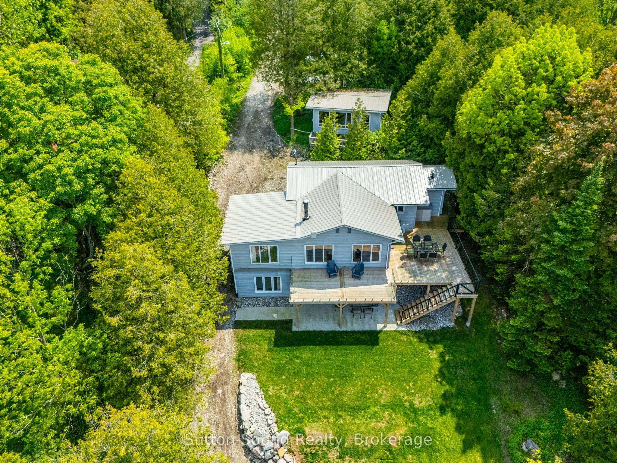 503185 Grey Road 1 Road