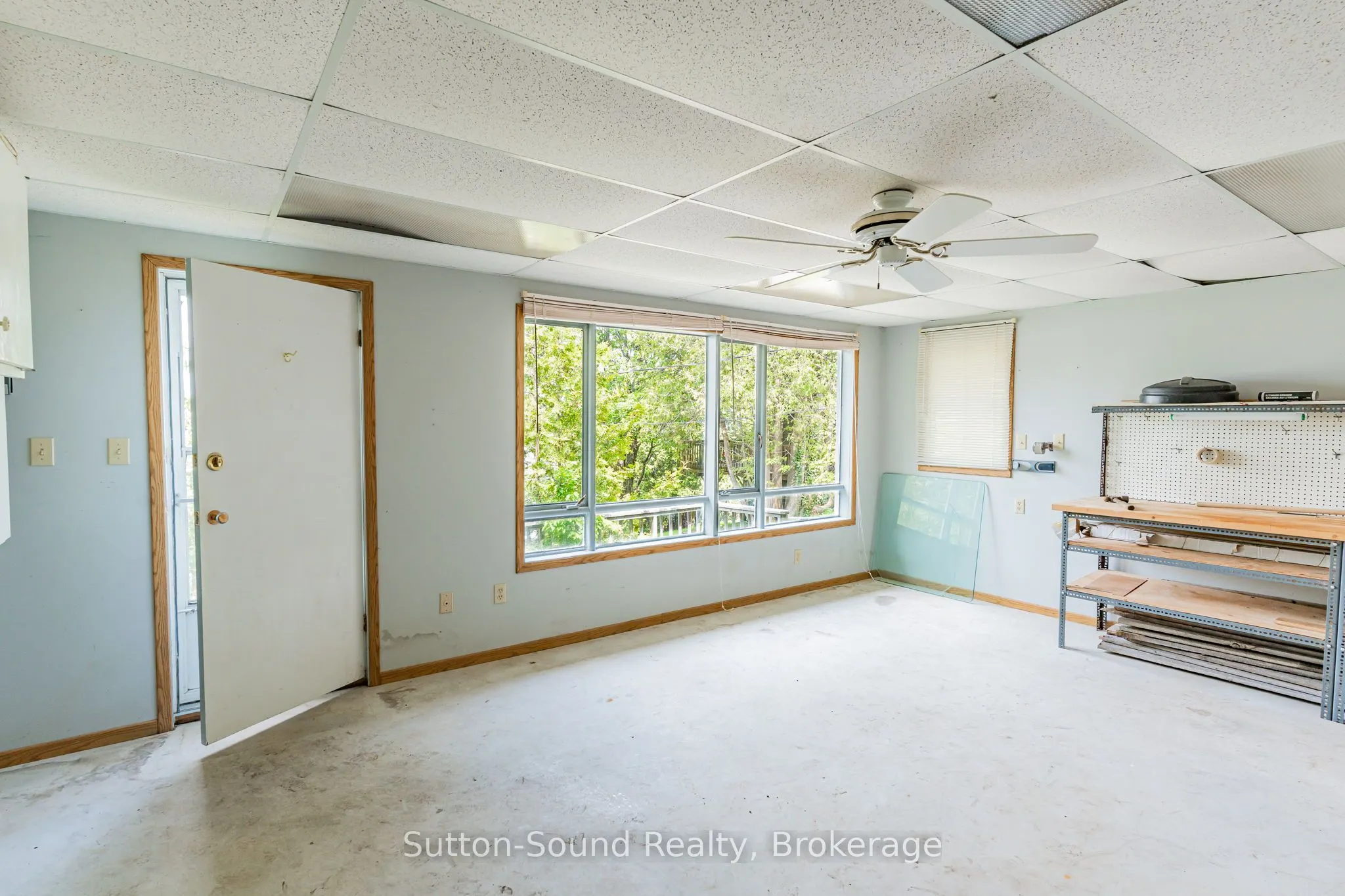 503185 Grey Road 1 Road