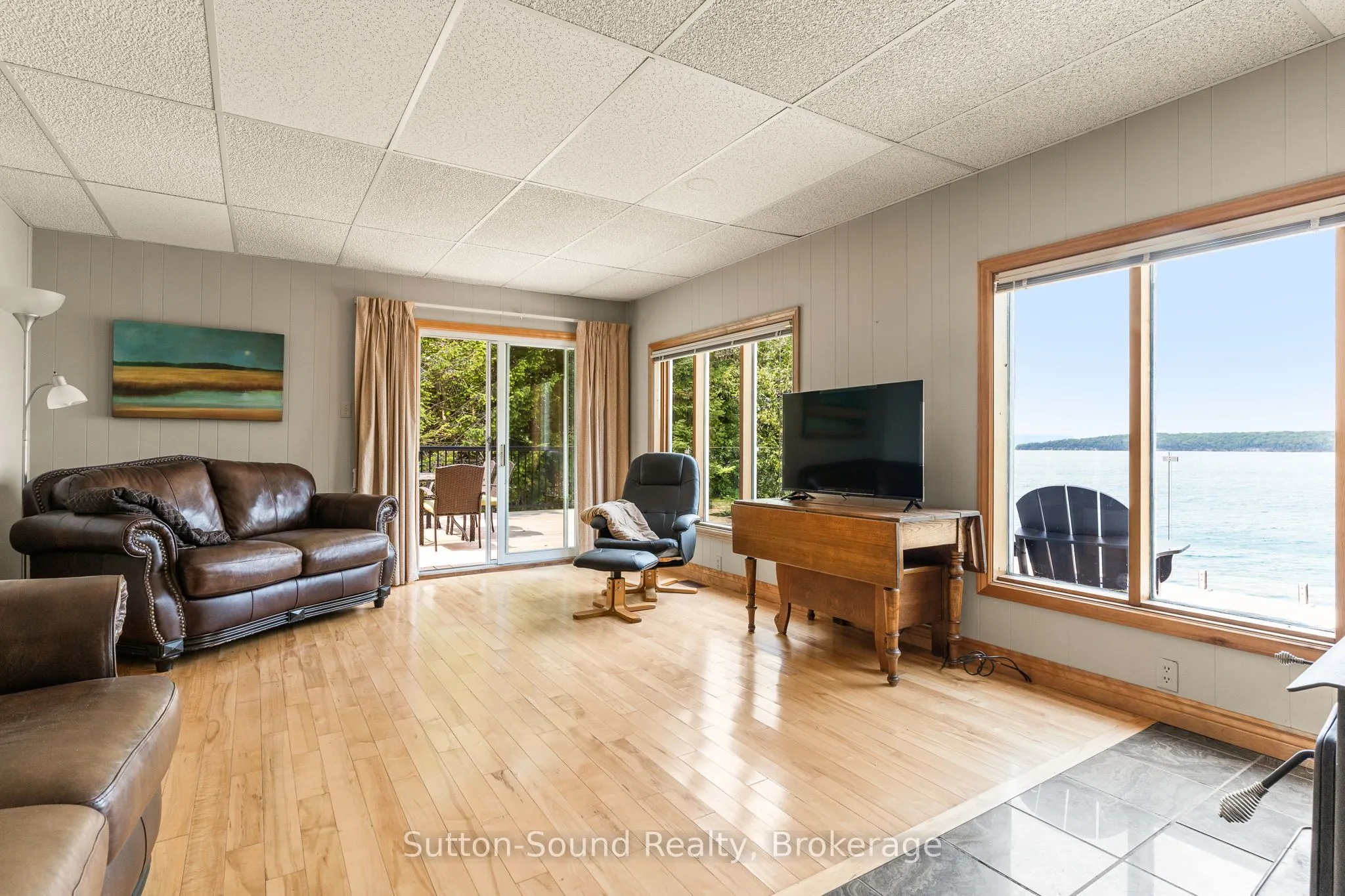 503185 Grey Road 1 Road