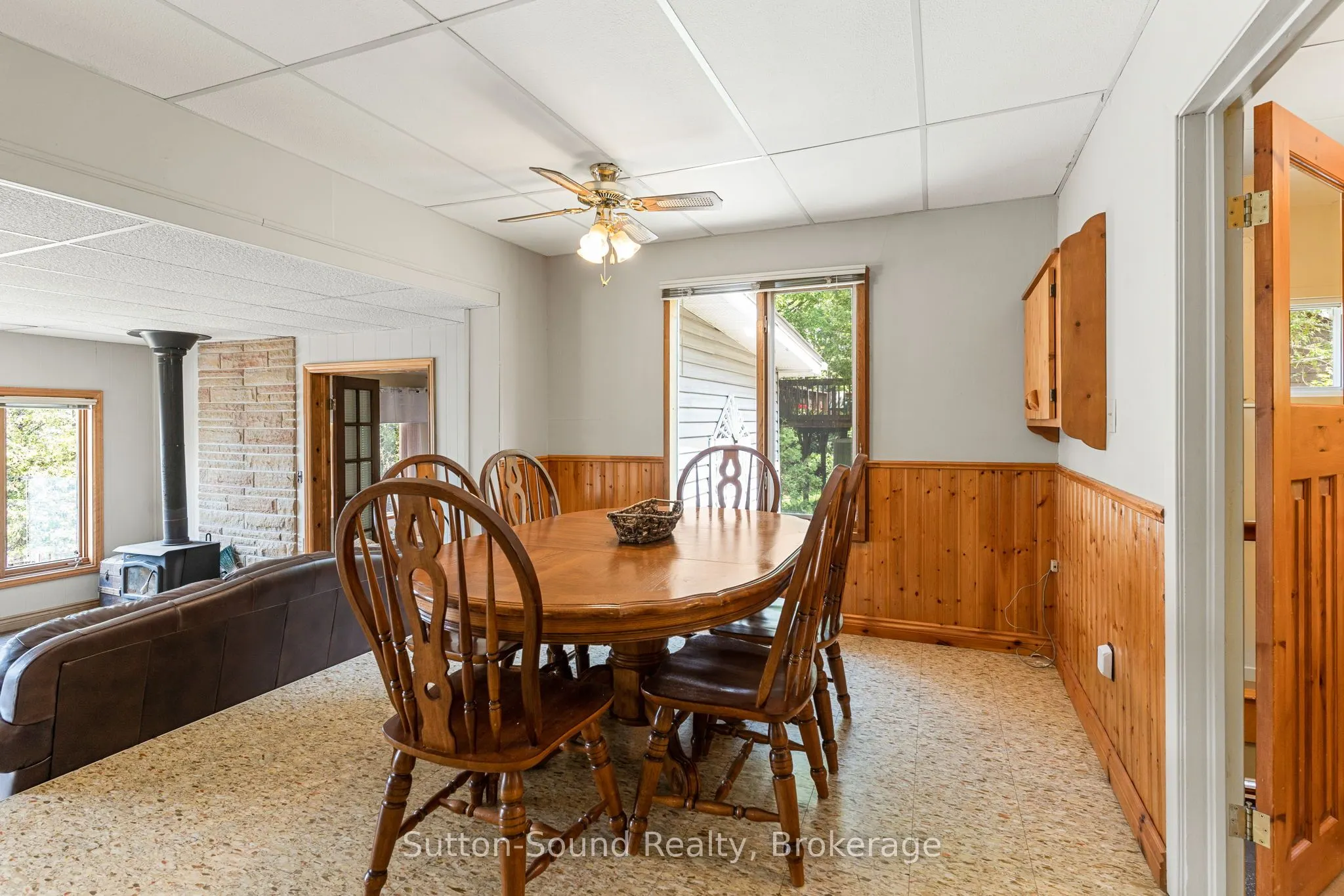 503185 Grey Road 1 Road