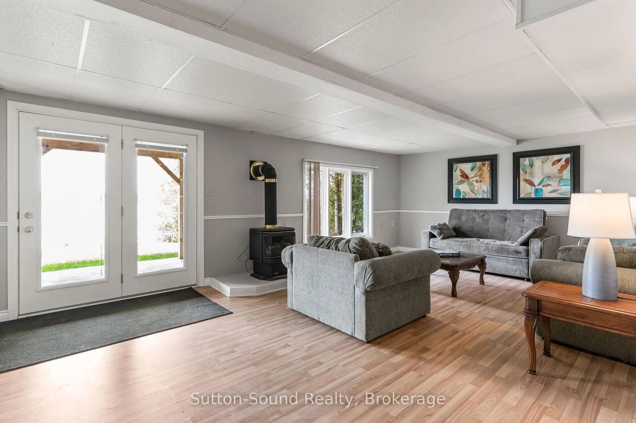 503185 Grey Road 1 Road
