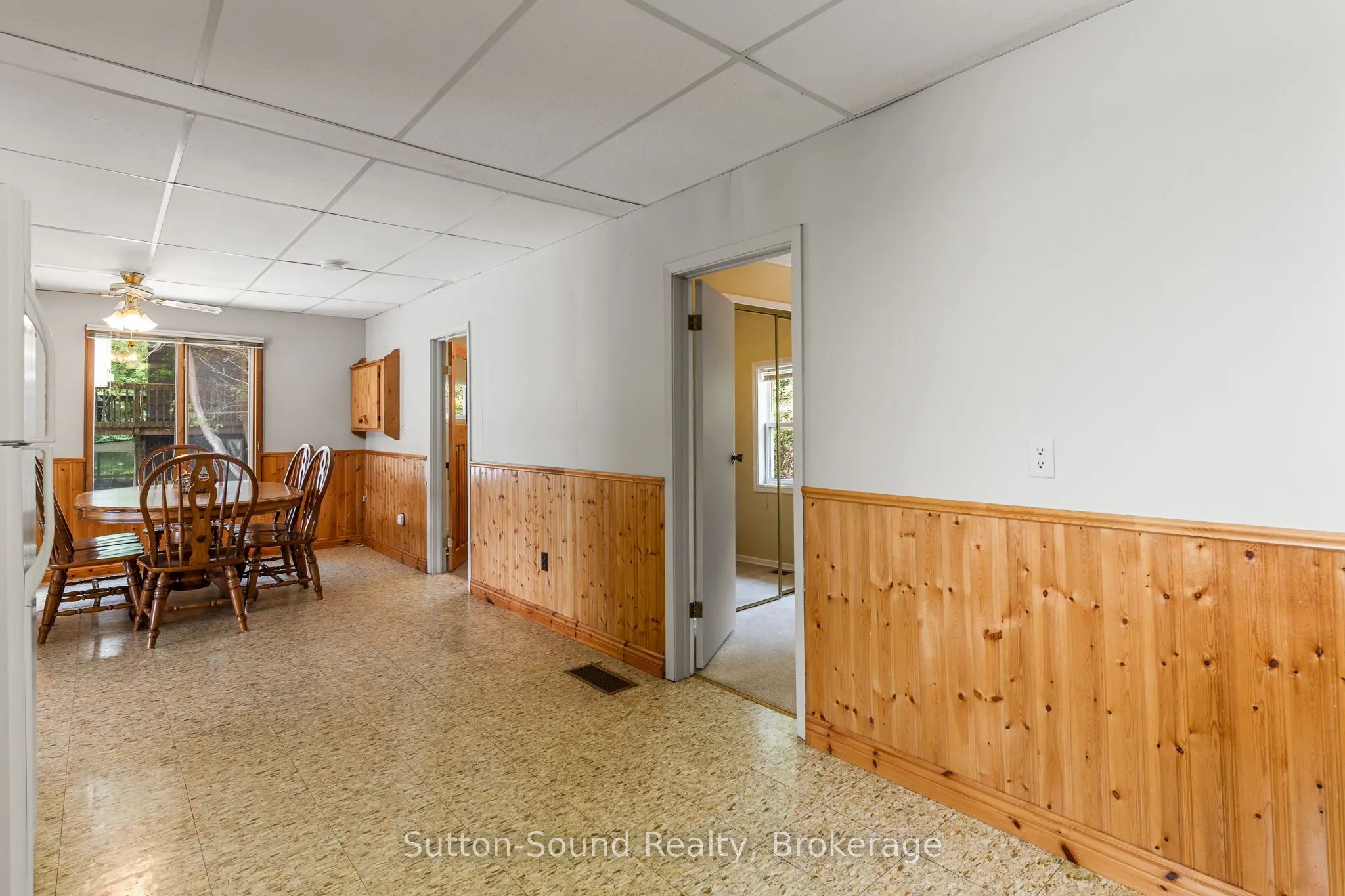 503185 Grey Road 1 Road