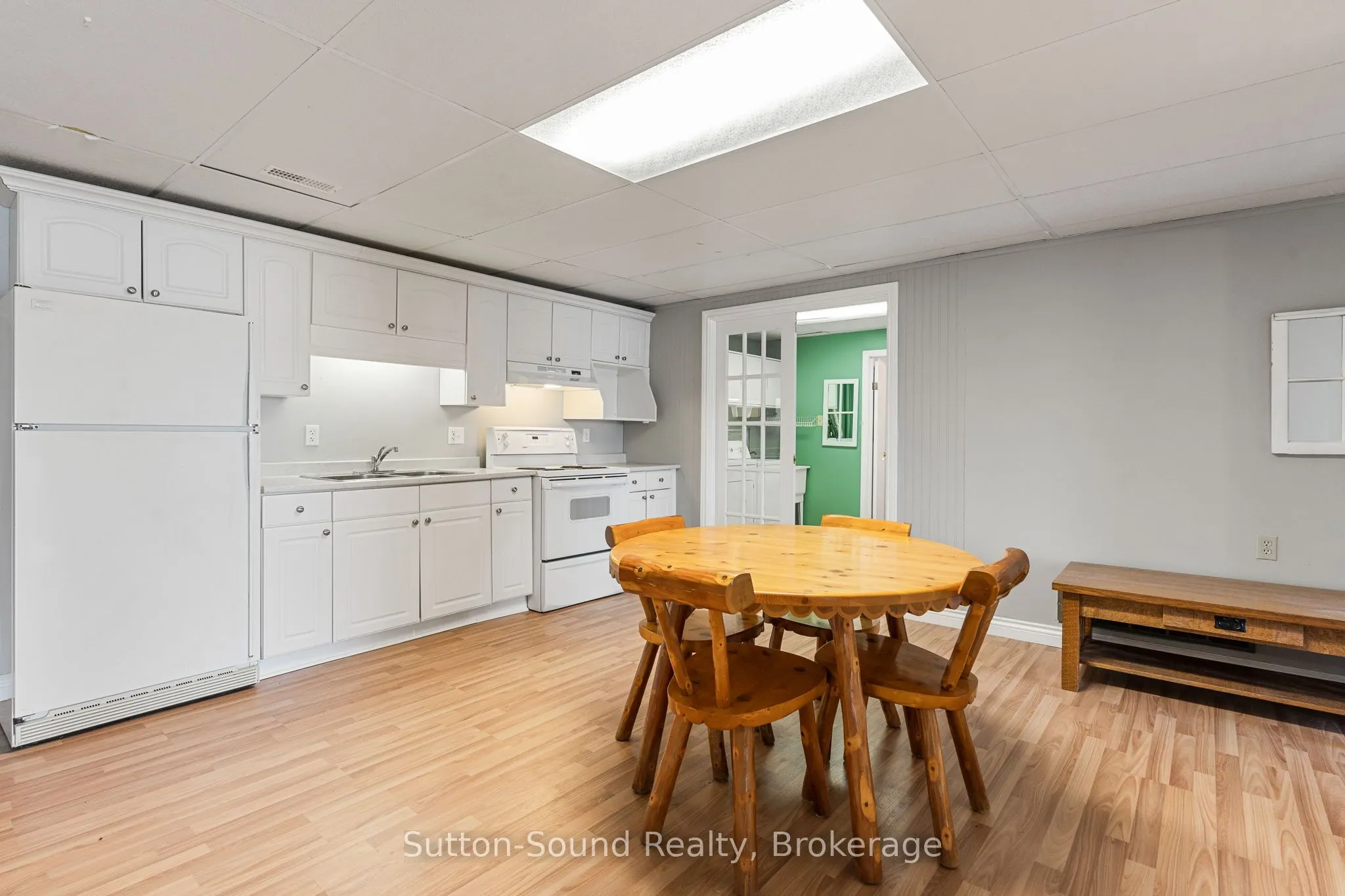 503185 Grey Road 1 Road