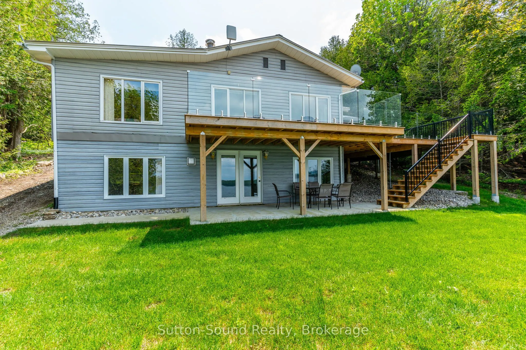 503185 Grey Road 1 Road